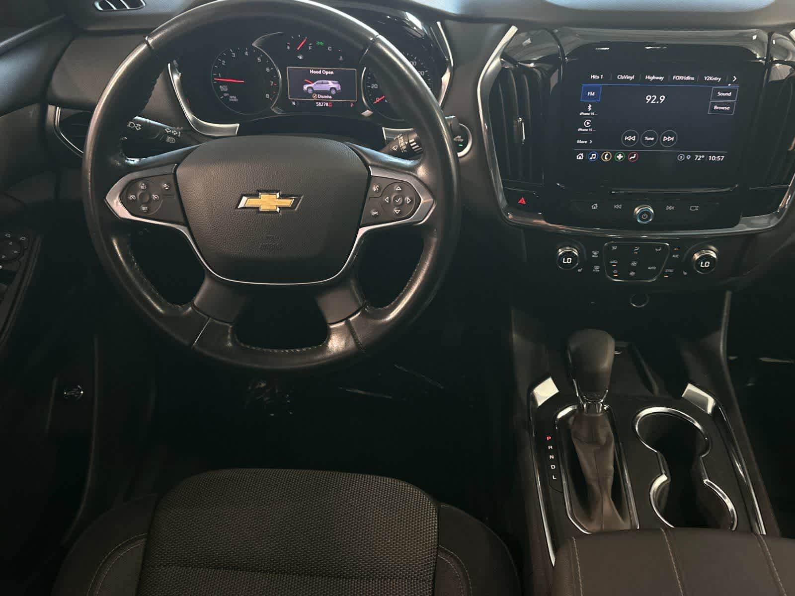 Thumbnail: 2022 Chevrolet Traverse - 15