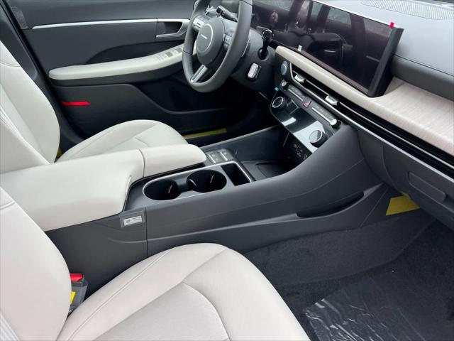 2025 Hyundai Sonata SEL 16