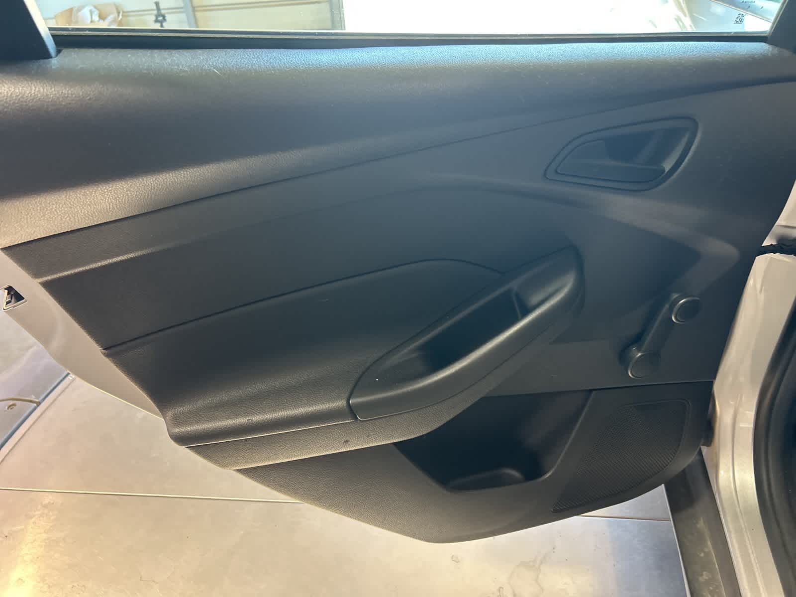 Thumbnail: 2015 Ford Focus - 17