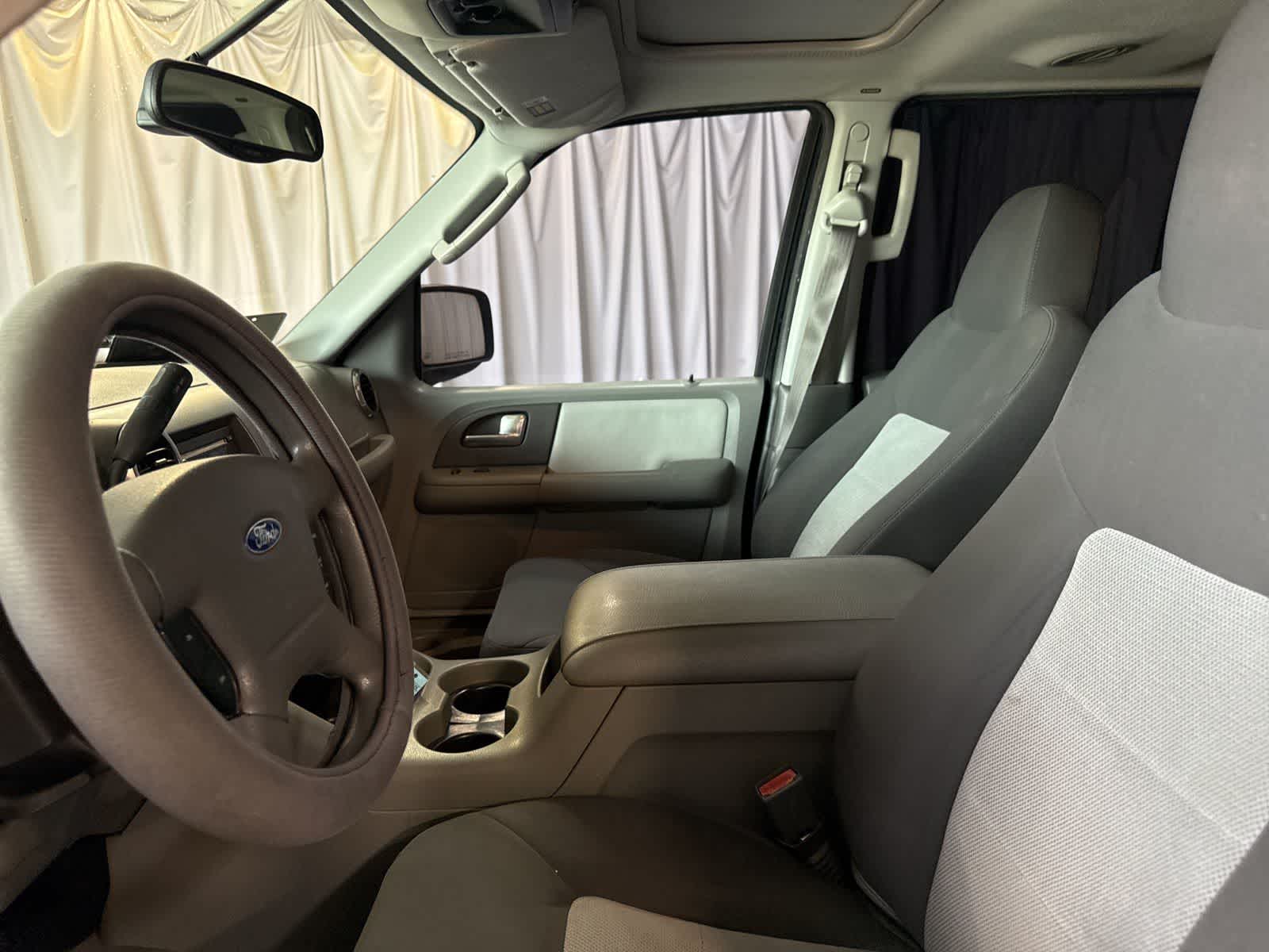 Thumbnail: 2004 Ford Expedition - 20