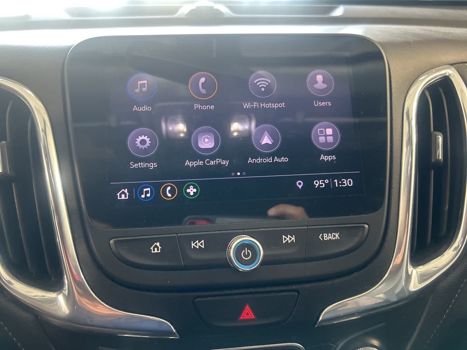 Thumbnail: 2020 Chevrolet Equinox - 28