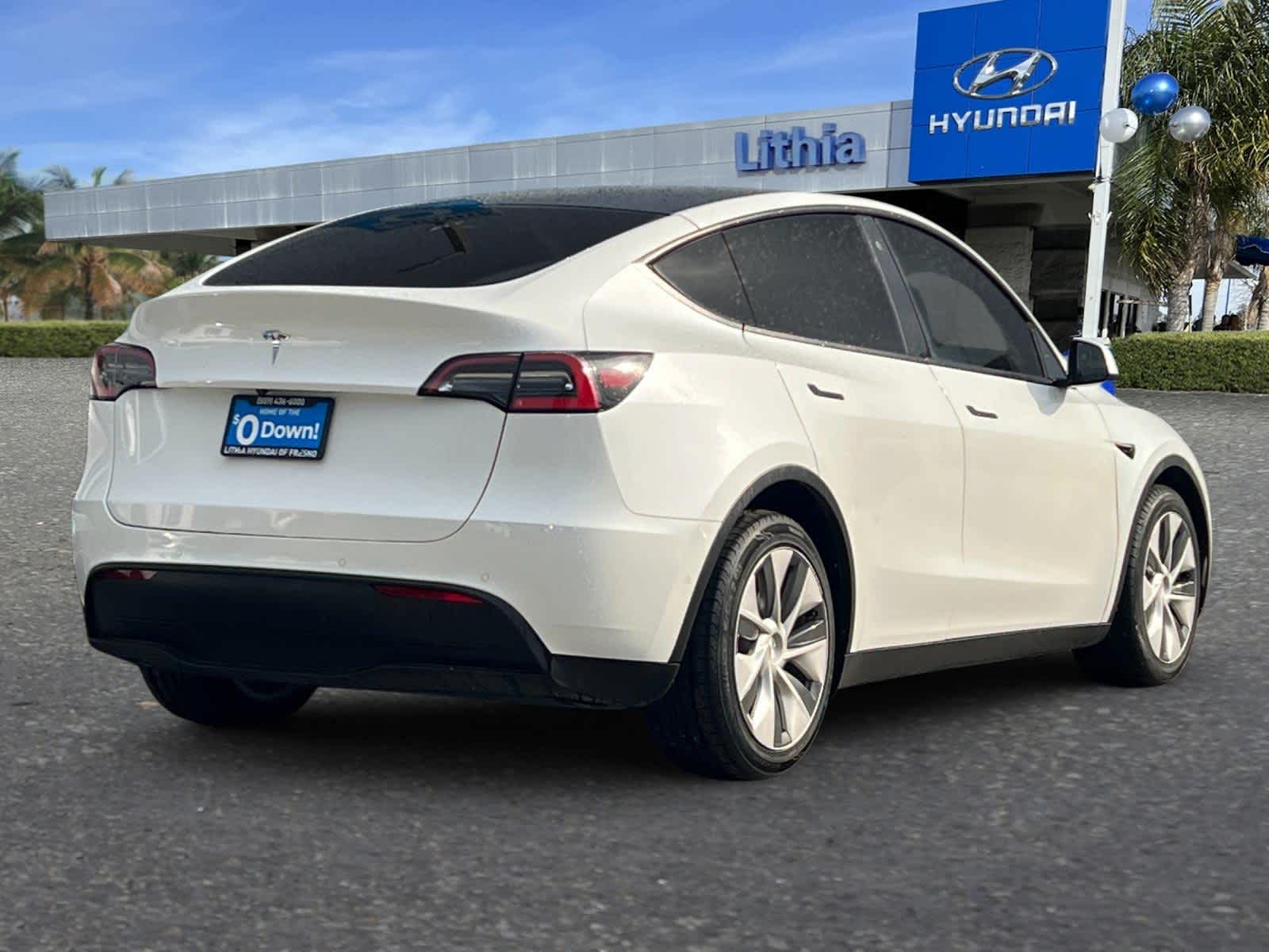 Used 2020 Tesla Model Y Long Range with VIN 5YJYGDEE3LF056112 for sale in Northfield, Minnesota