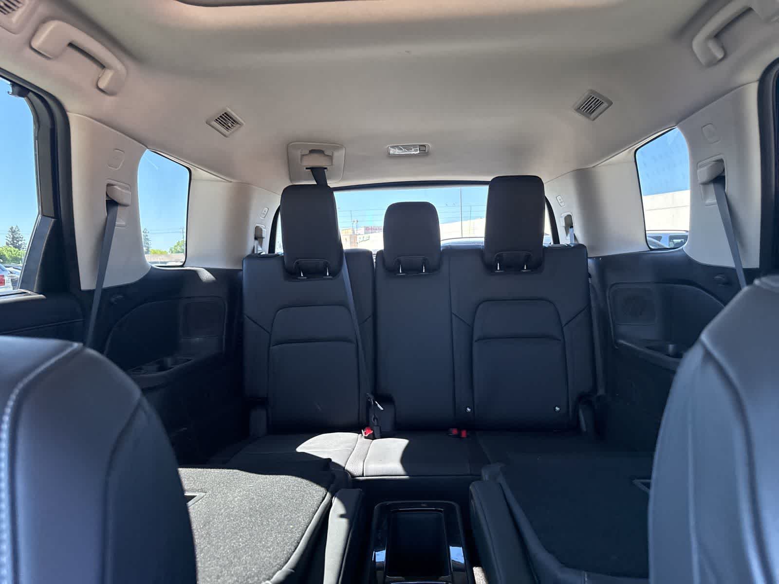 Thumbnail: 2025 Nissan Pathfinder - 22