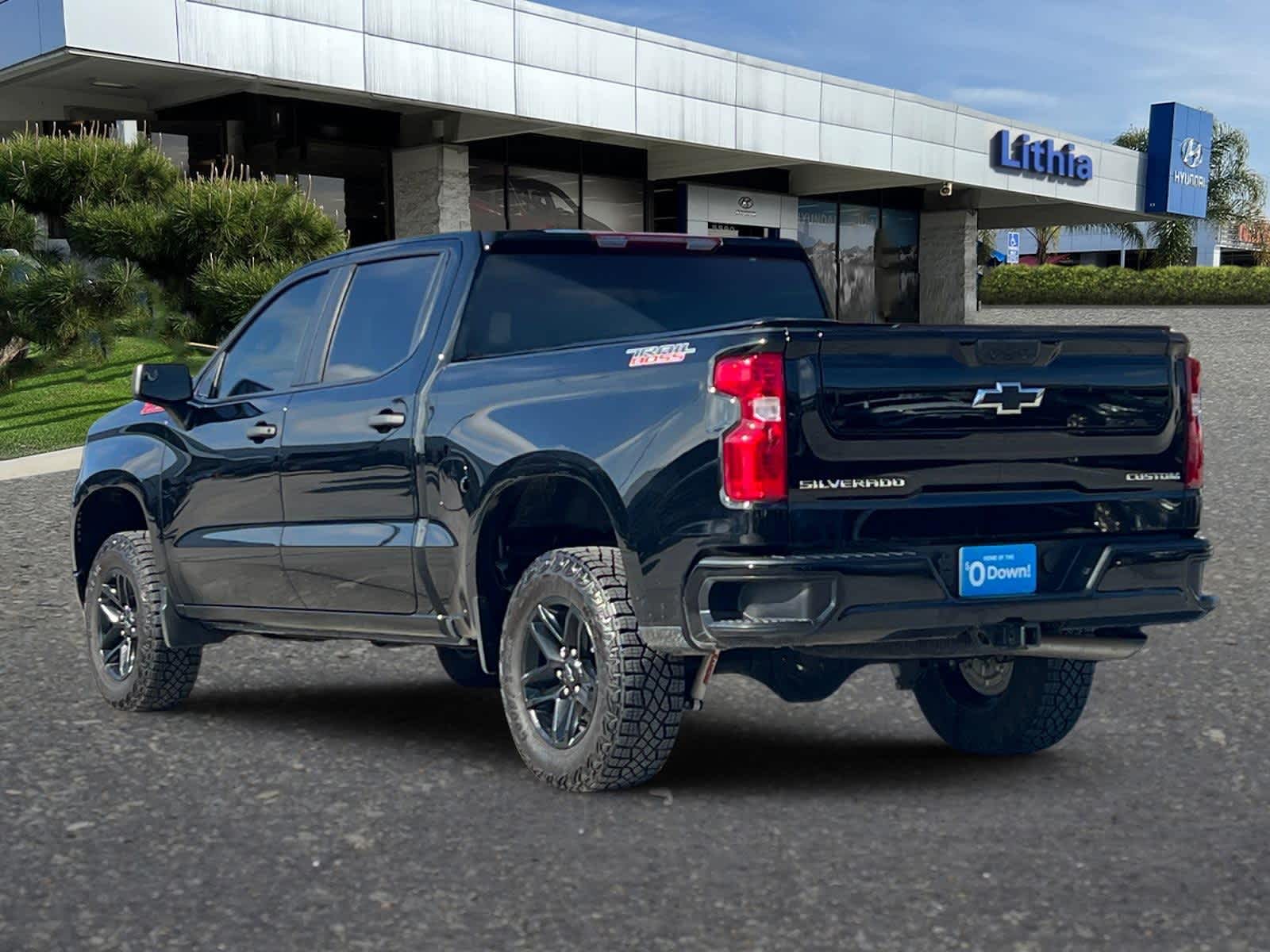 Thumbnail: 2024 Chevrolet Silverado 1500 - 6