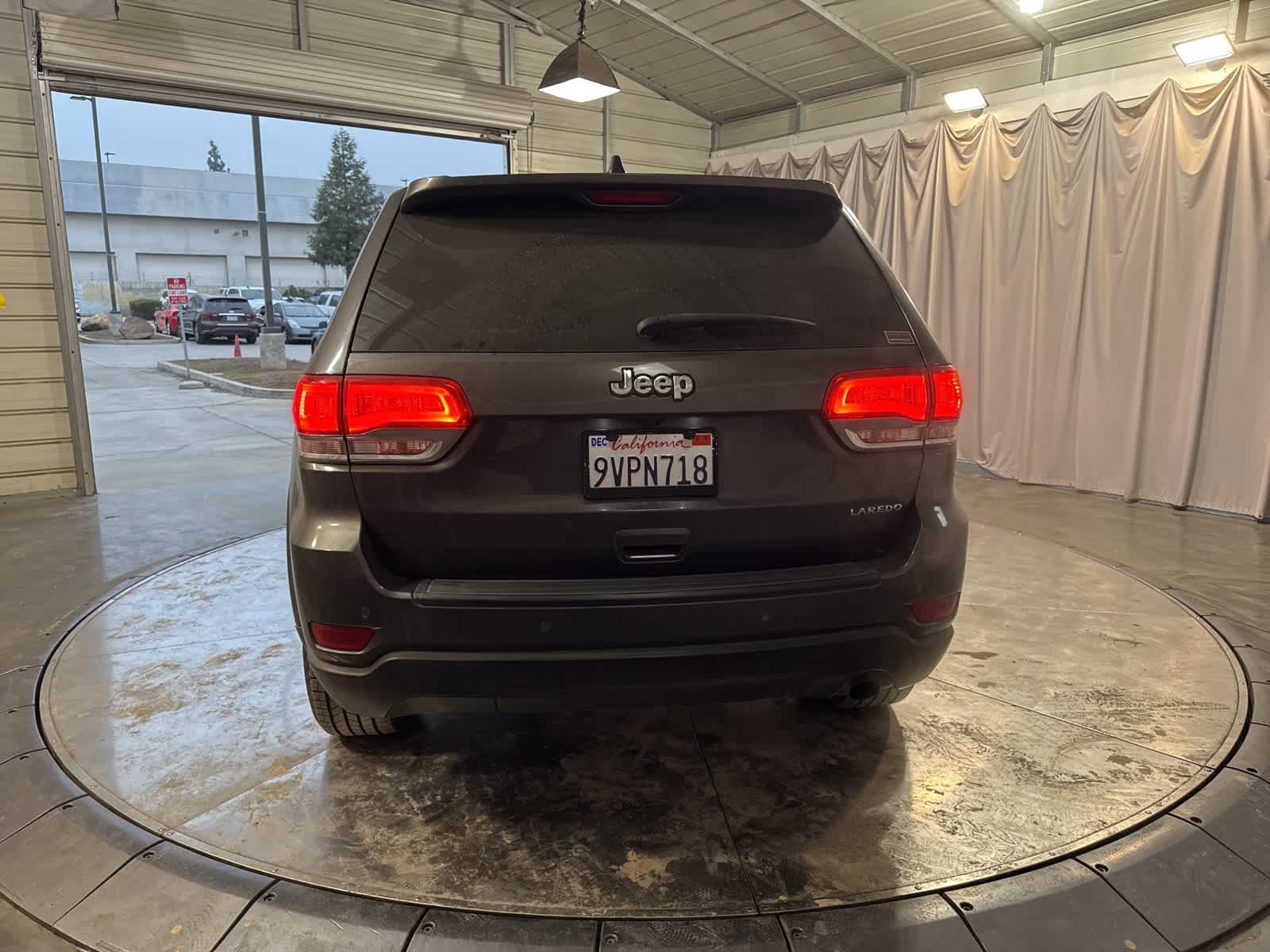 Thumbnail: 2018 Jeep Grand Cherokee - 6