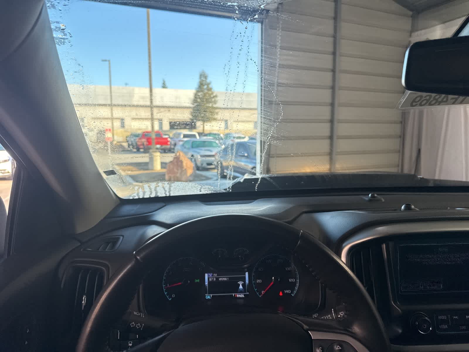 Thumbnail: 2018 Chevrolet Colorado - 24