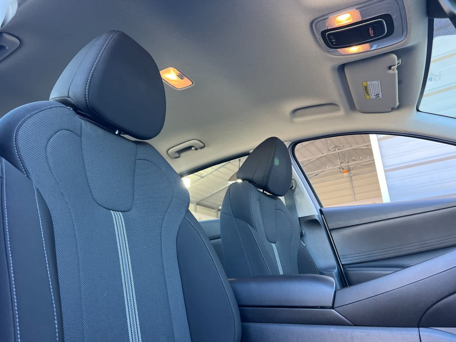 Thumbnail: 2023 Hyundai Elantra - 17