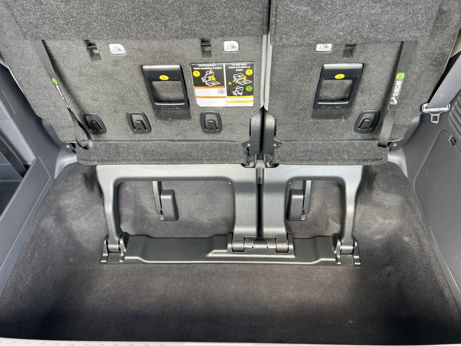 Thumbnail: 2023 Toyota Sienna - 16