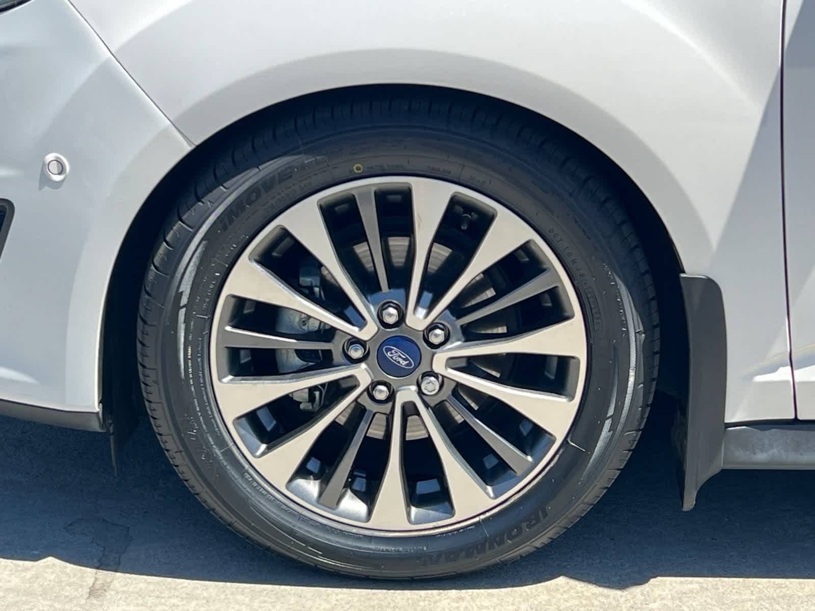 Thumbnail: 2018 Ford C-Max - 26