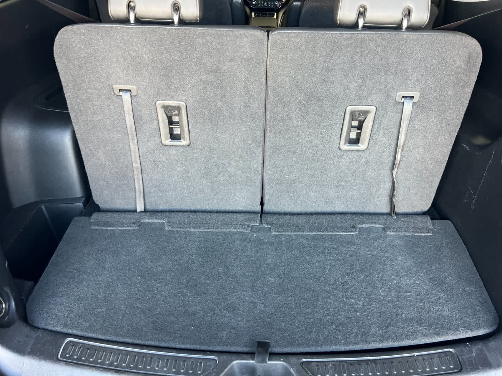 Thumbnail: 2023 GMC Acadia - 16