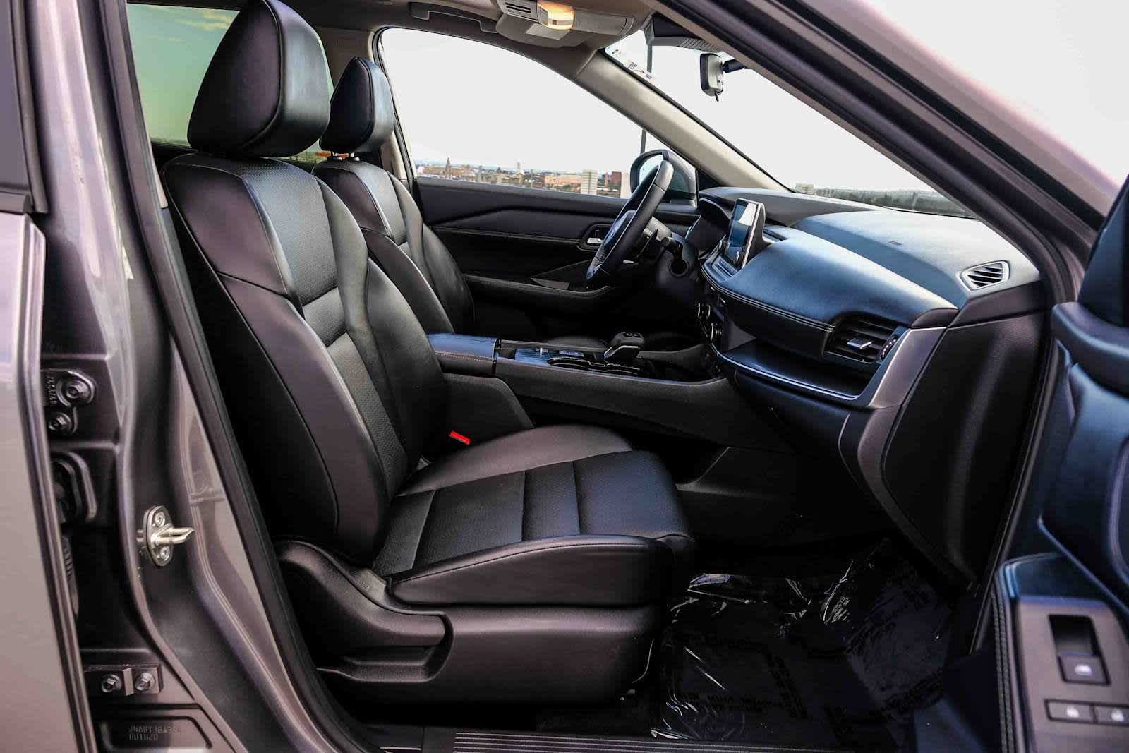 Thumbnail: 2024 Nissan Rogue - 17