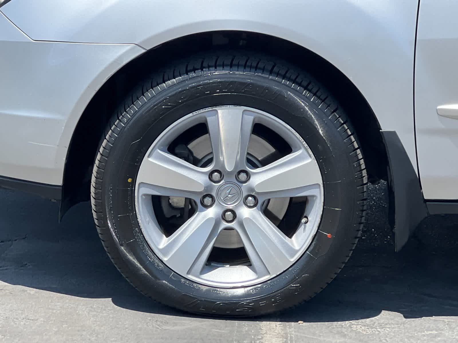 Thumbnail: 2011 Acura MDX - 26