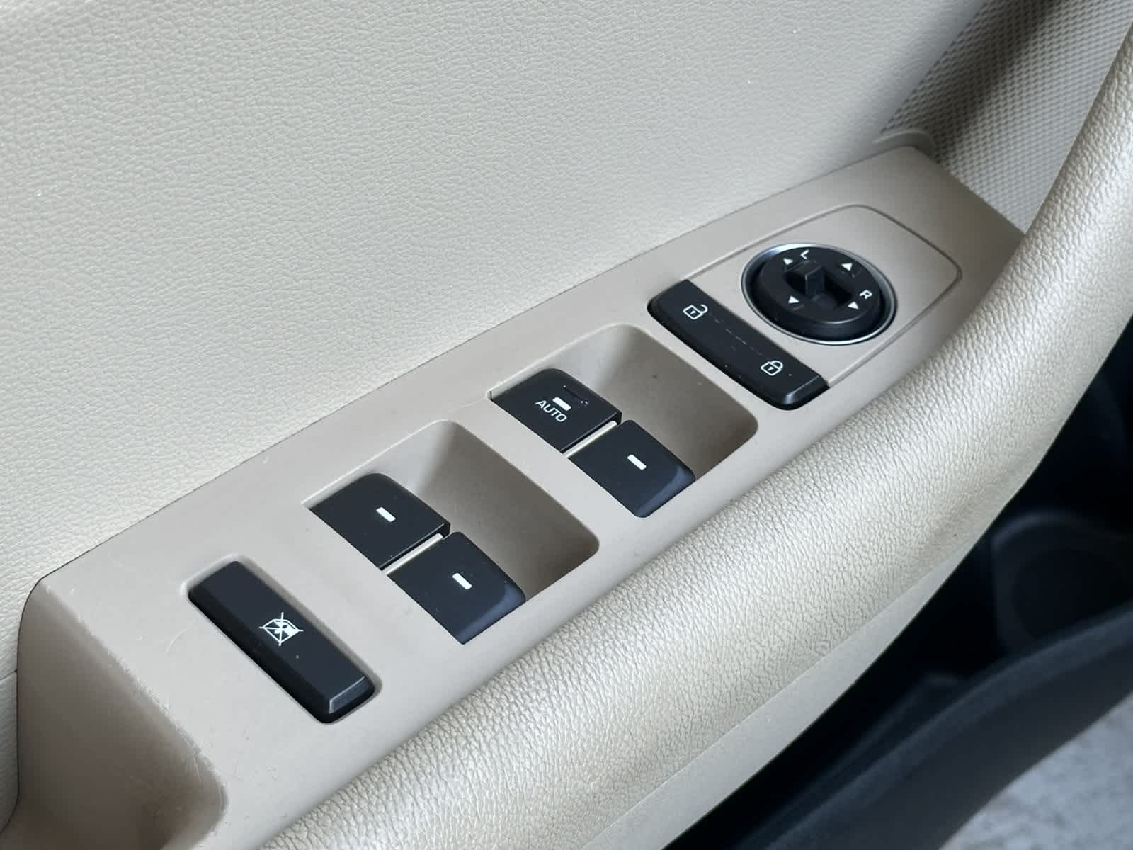 Thumbnail: 2017 Hyundai Sonata - 13