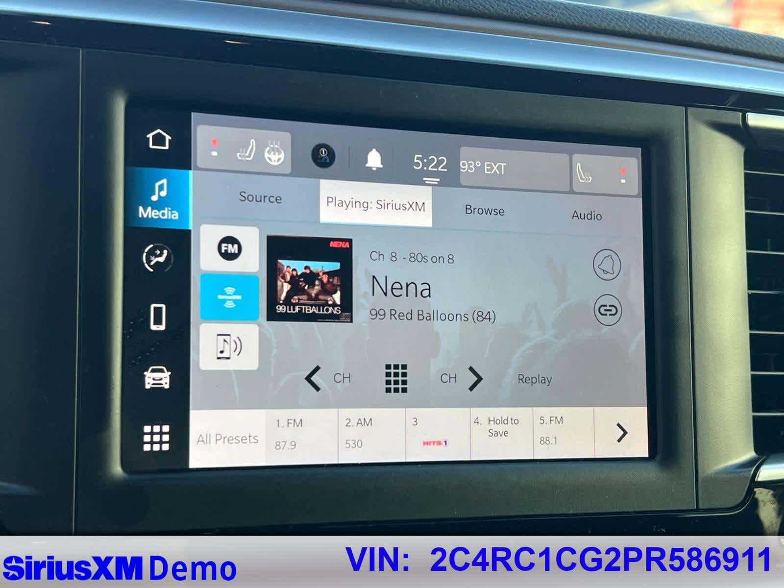 Thumbnail: 2023 Chrysler Voyager - 31