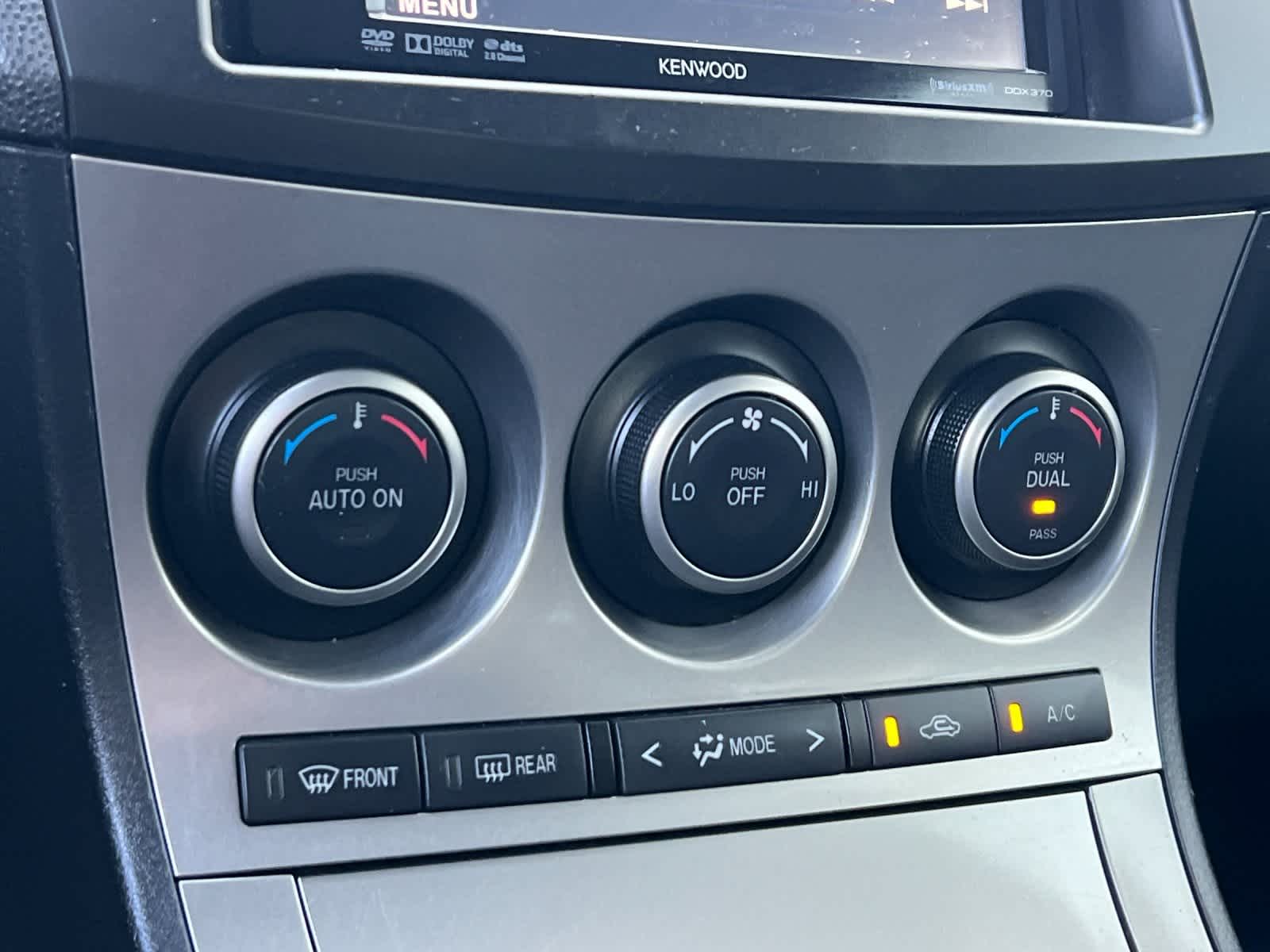 Thumbnail: 2010 Mazda Mazda3 - 19