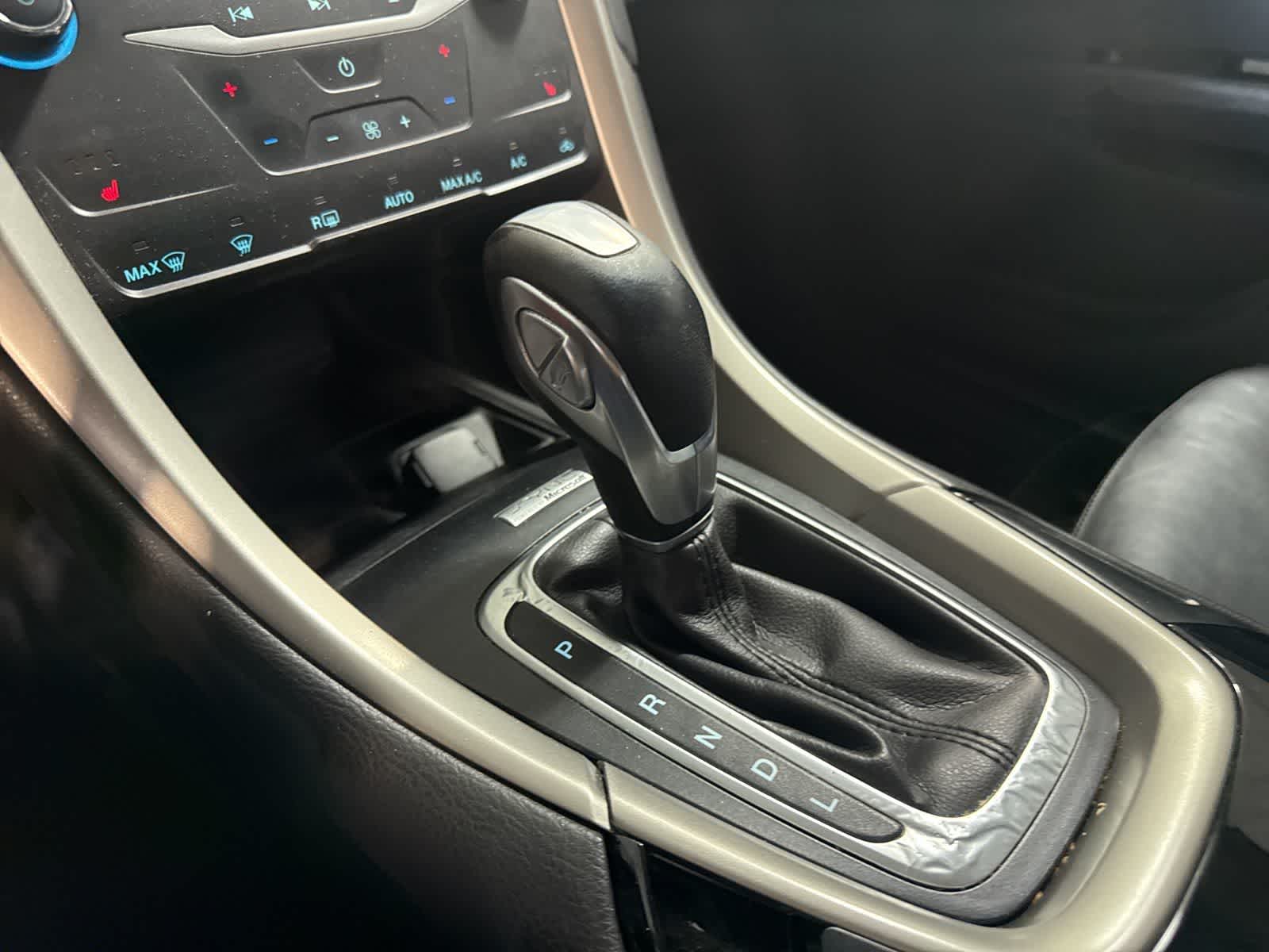 Thumbnail: 2013 Ford Fusion - 26