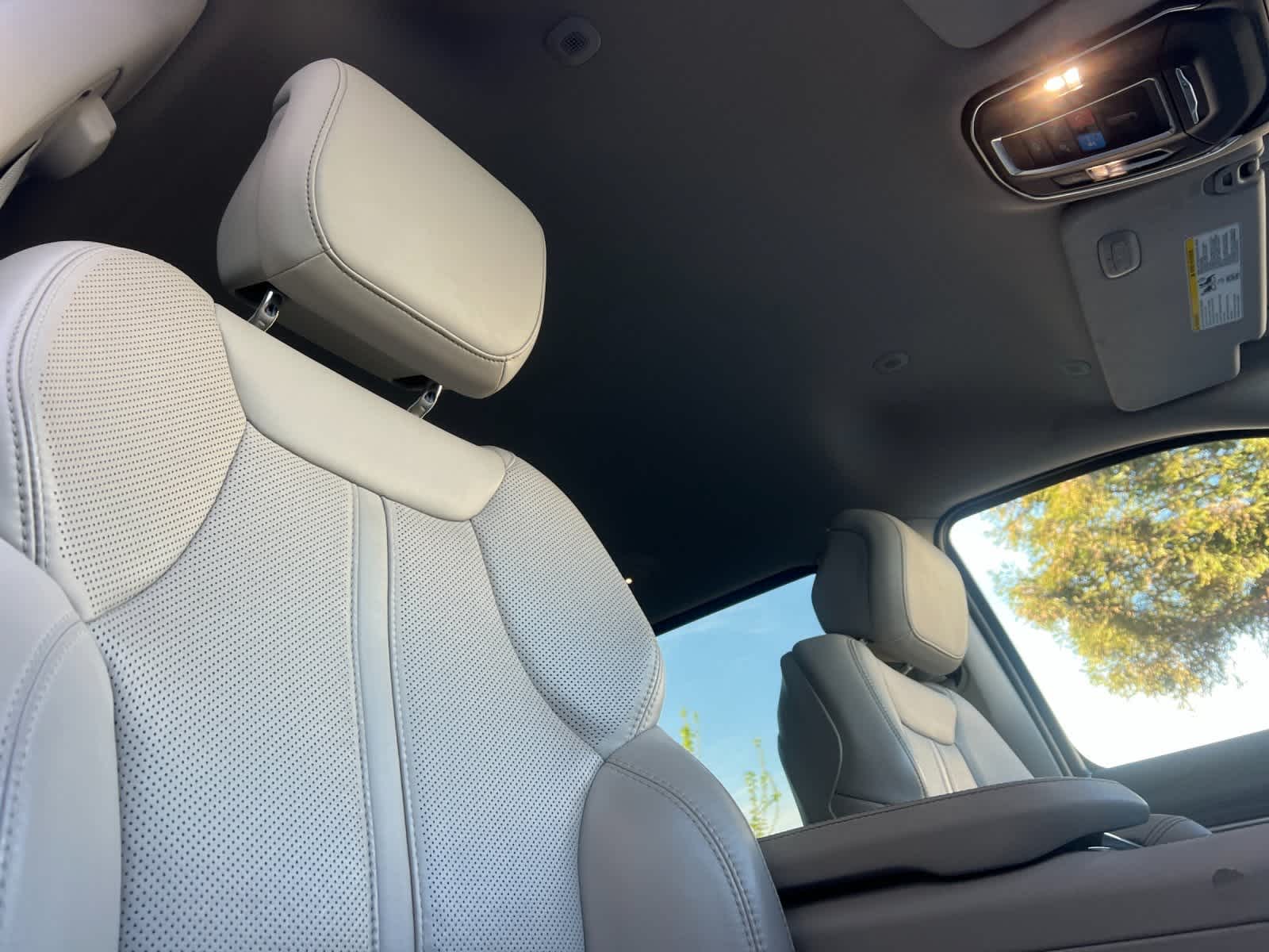 Thumbnail: 2024 Jeep Wagoneer - 19