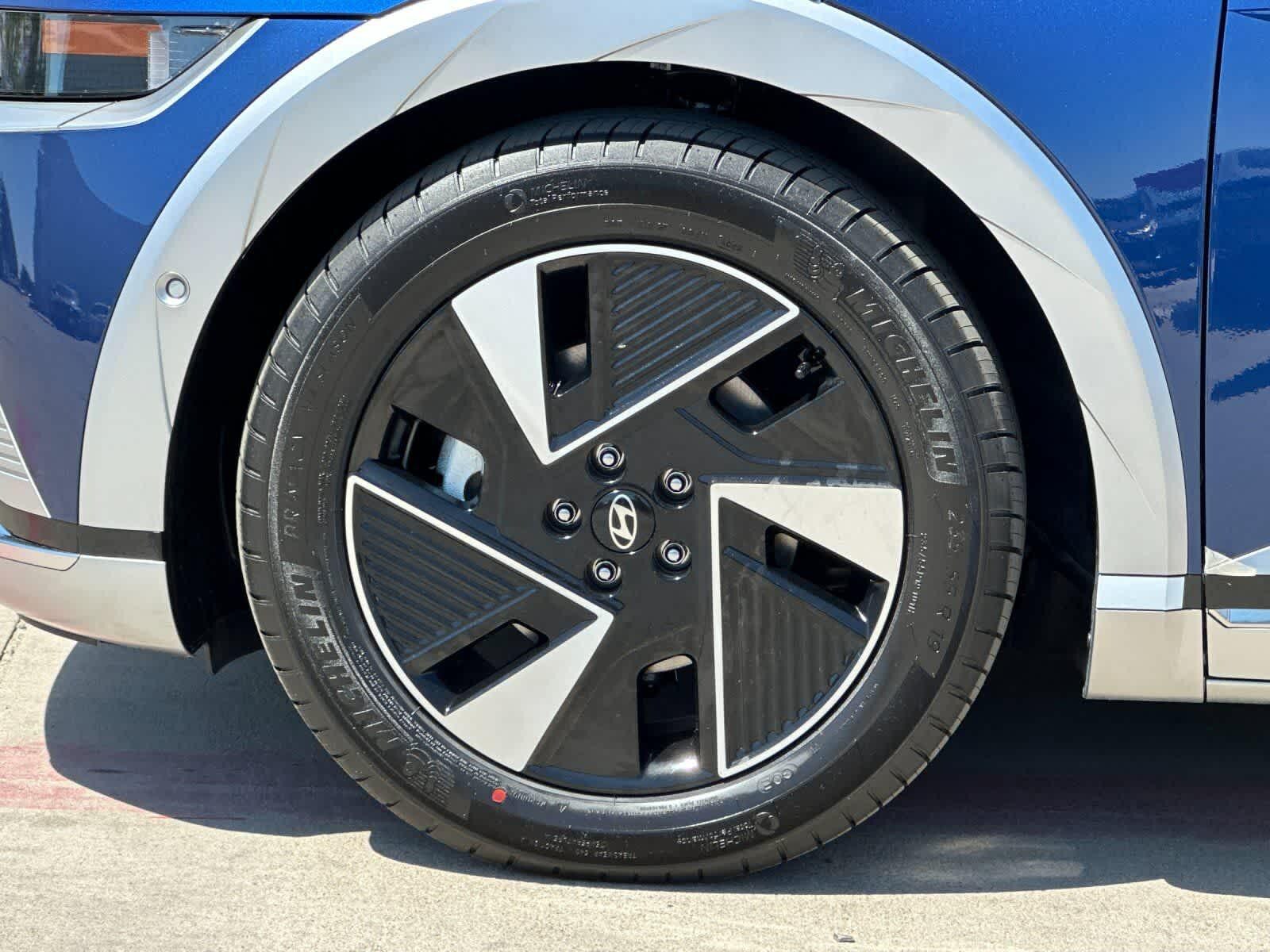Thumbnail: 2026 Hyundai Ioniq 5 - 23