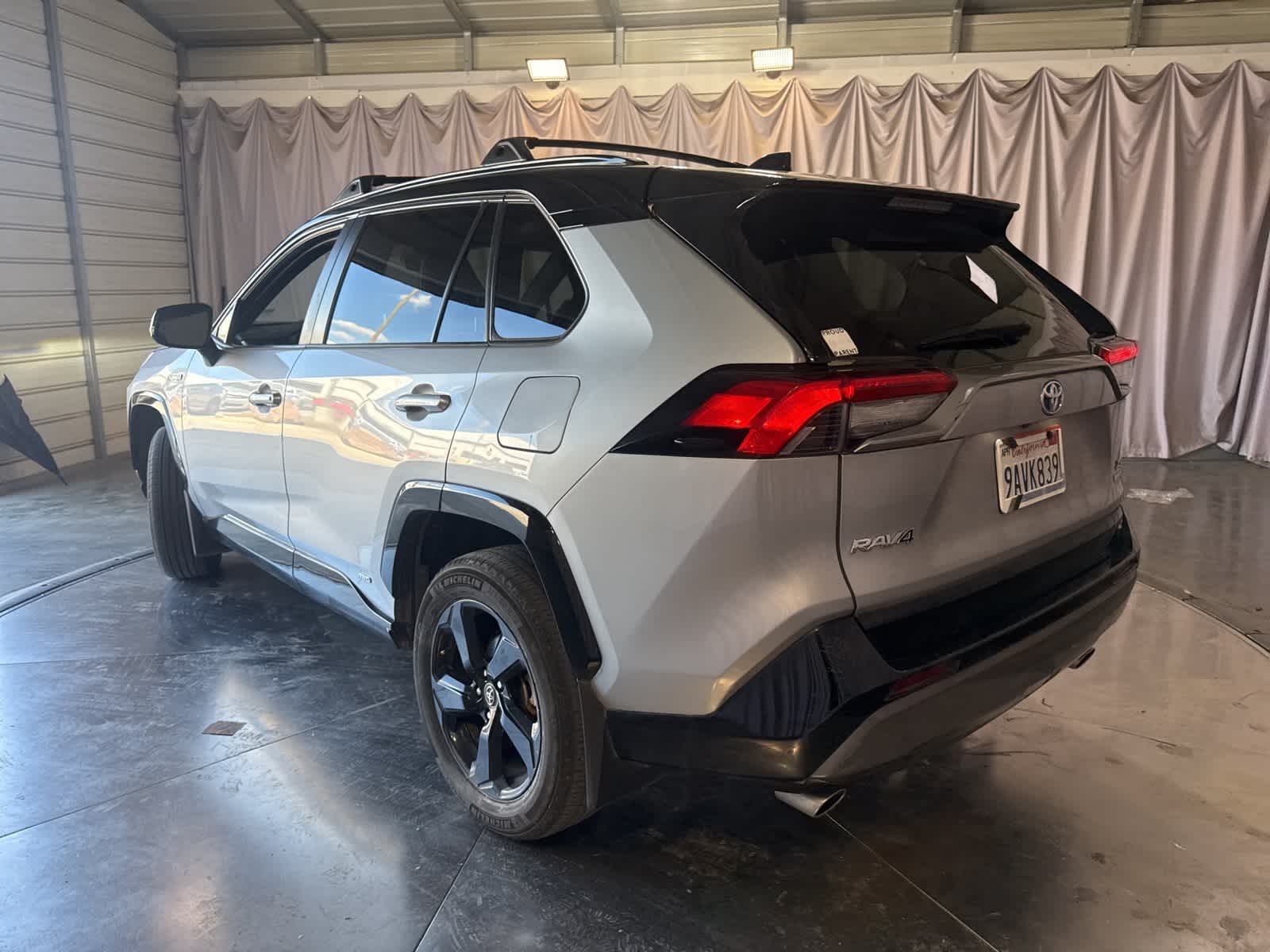 Thumbnail: 2021 Toyota RAV4 - 7