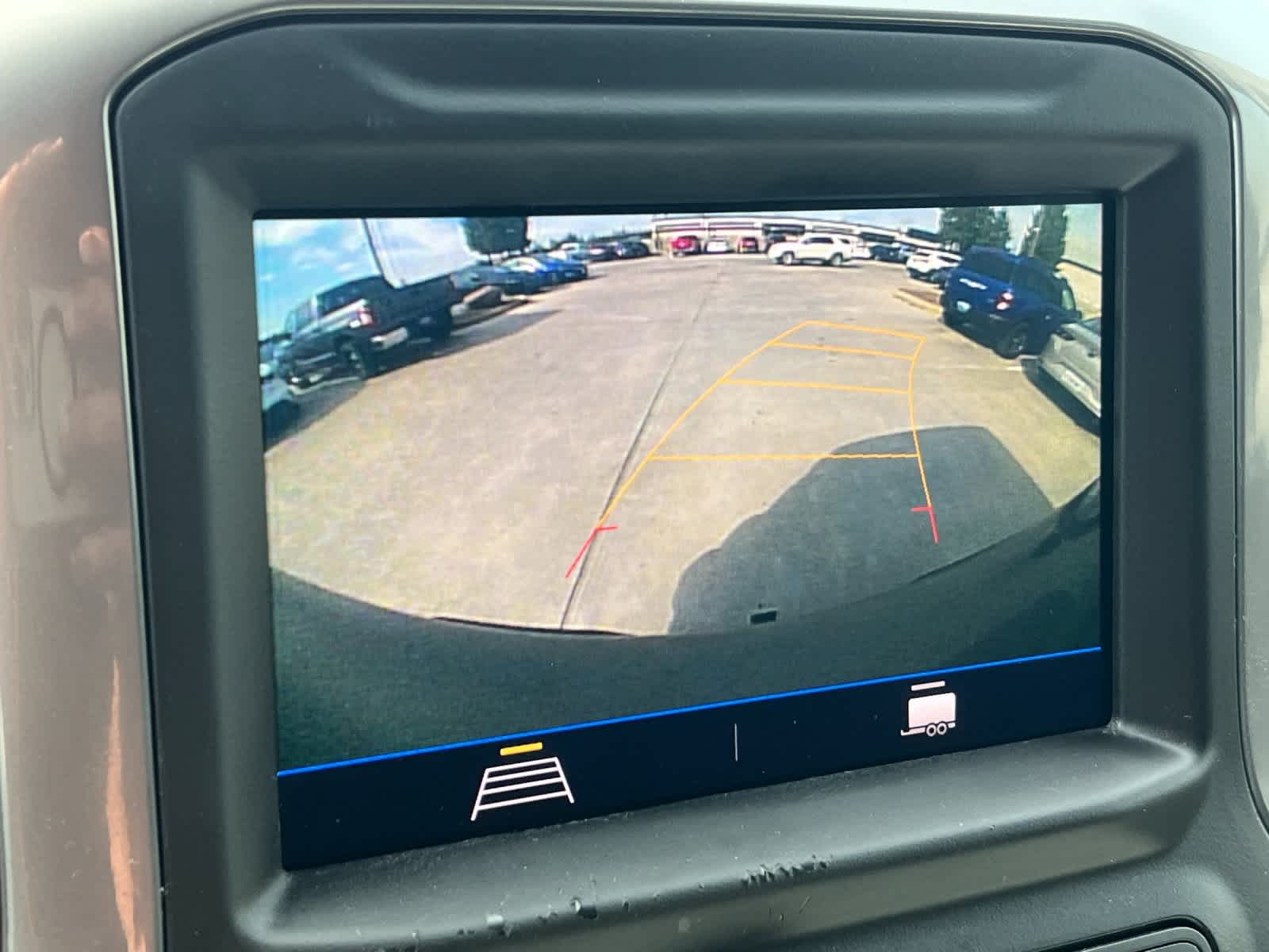 Thumbnail: 2020 Chevrolet Silverado 1500 - 19