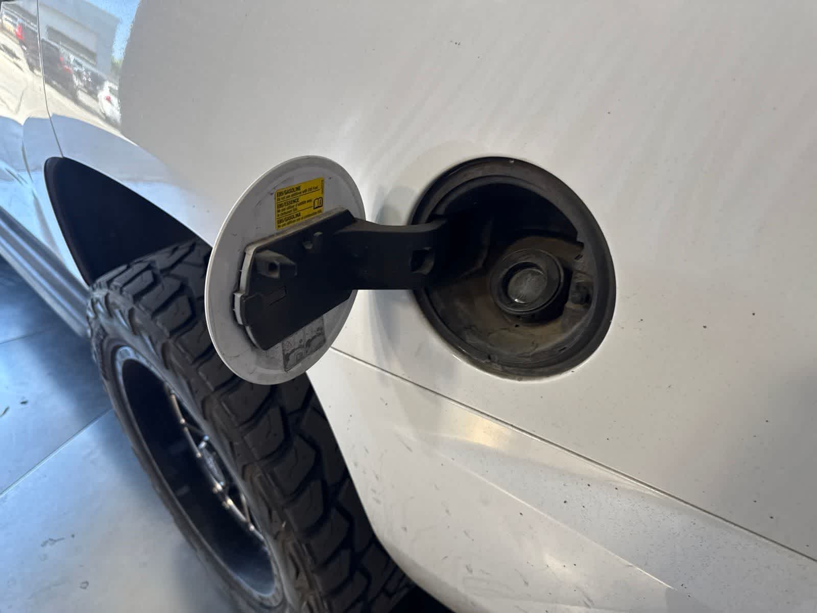 Thumbnail: 2019 Chevrolet Tahoe - 11