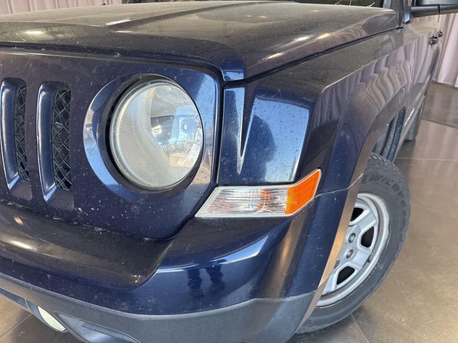 Thumbnail: 2015 Jeep Patriot - 7