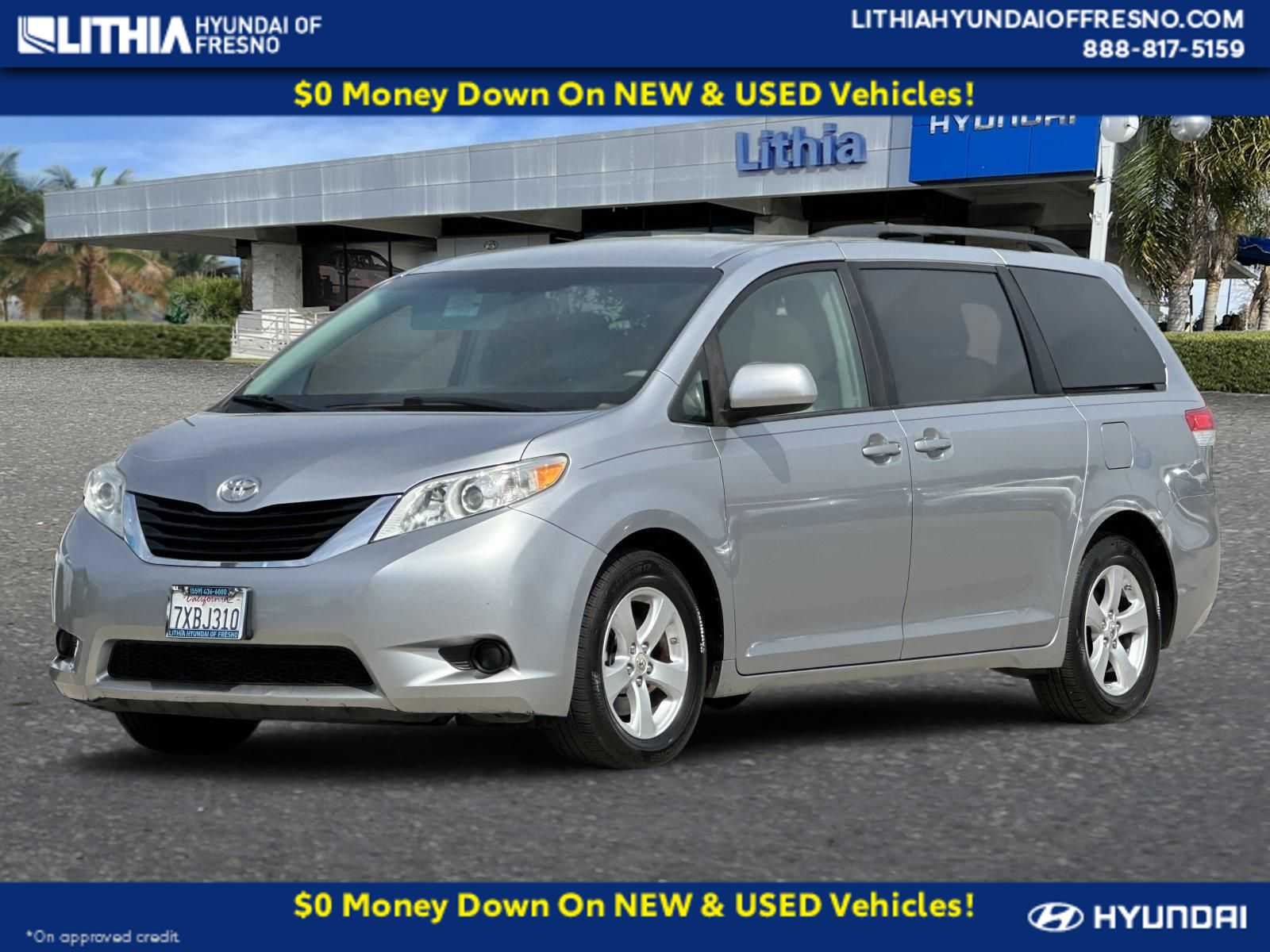 2012 Toyota Sienna LE -
                  Fresno, CA