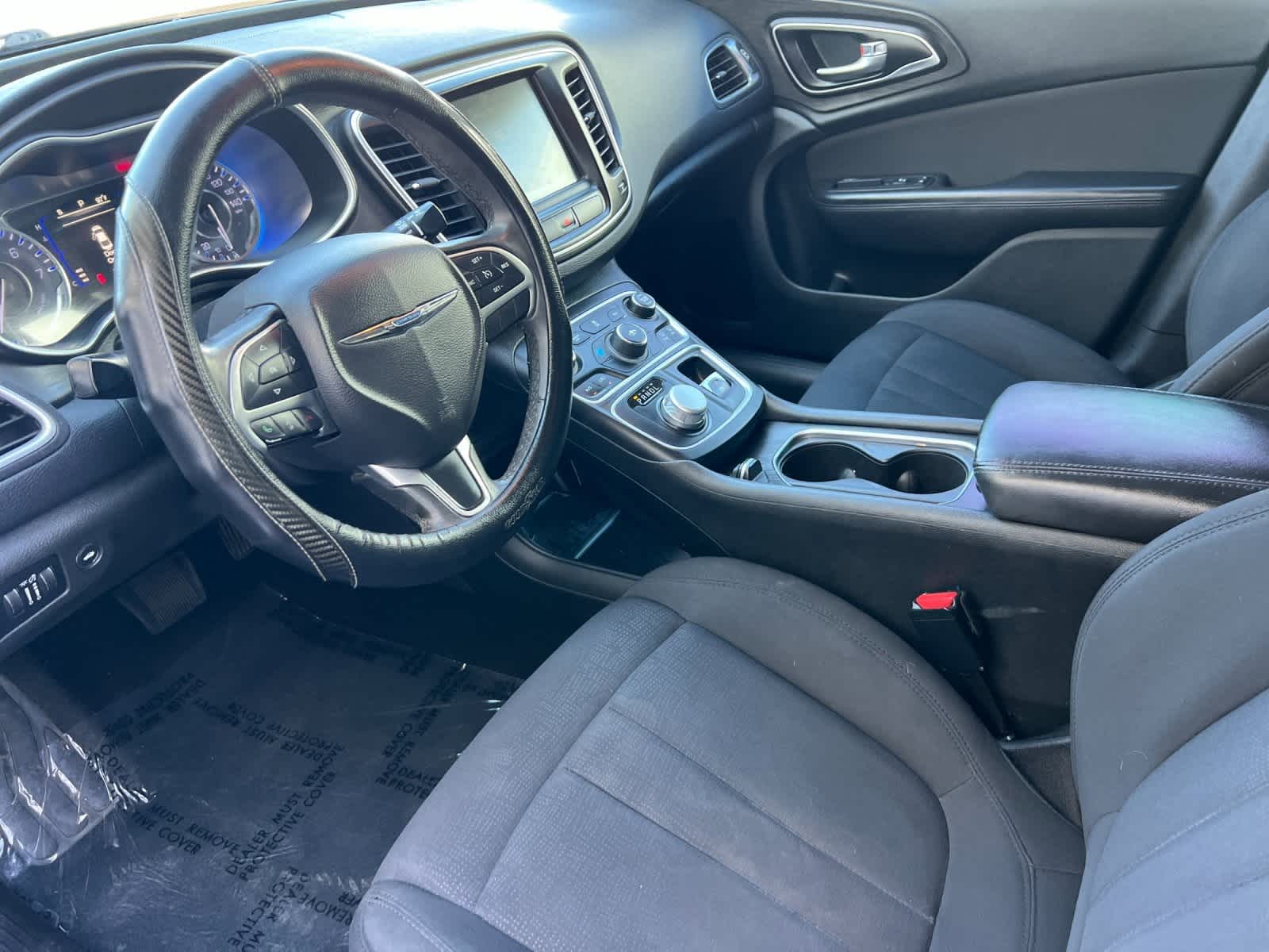 Thumbnail: 2016 Chrysler 200 - 11