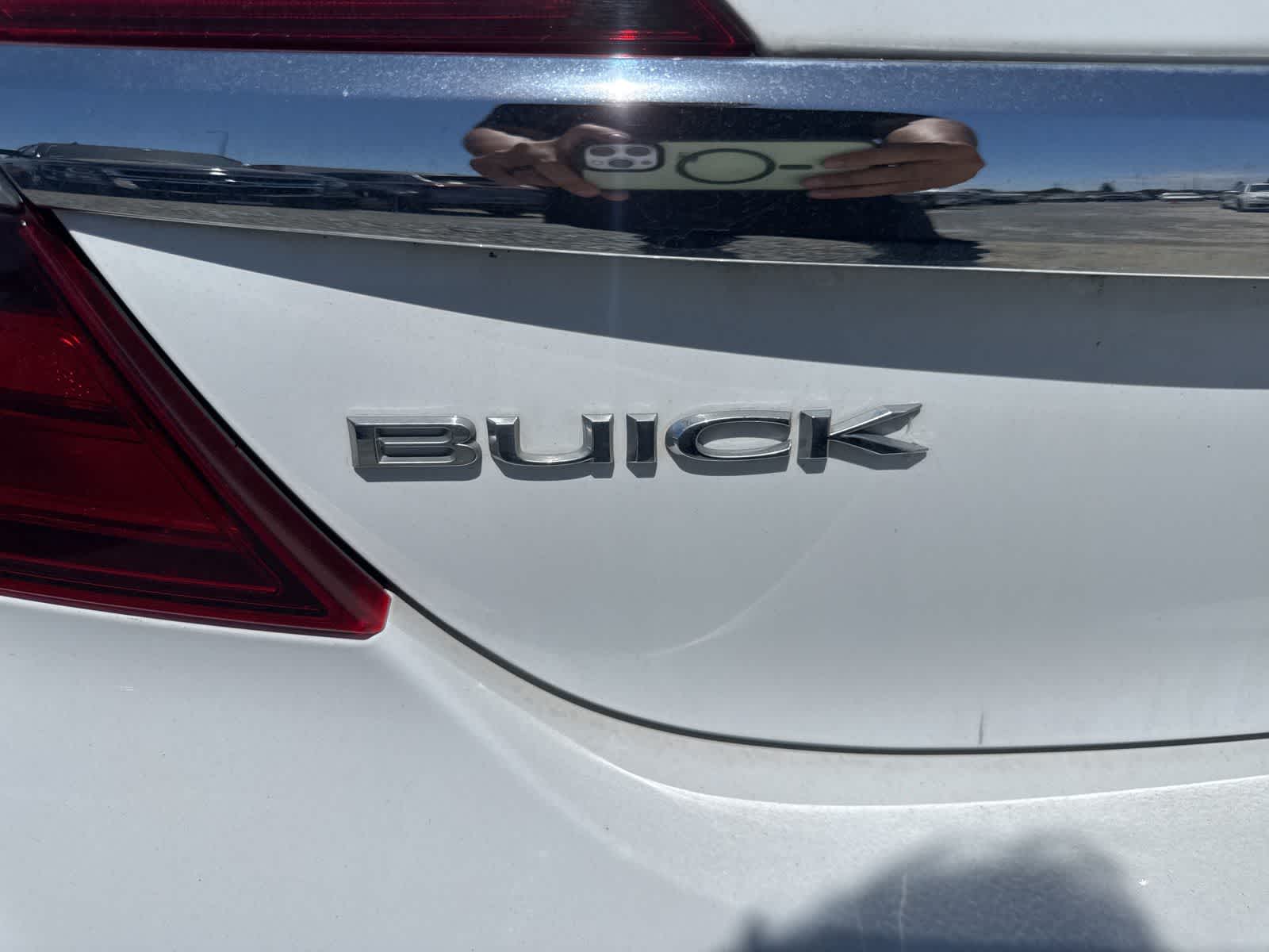 Thumbnail: 2017 Buick Regal - 7