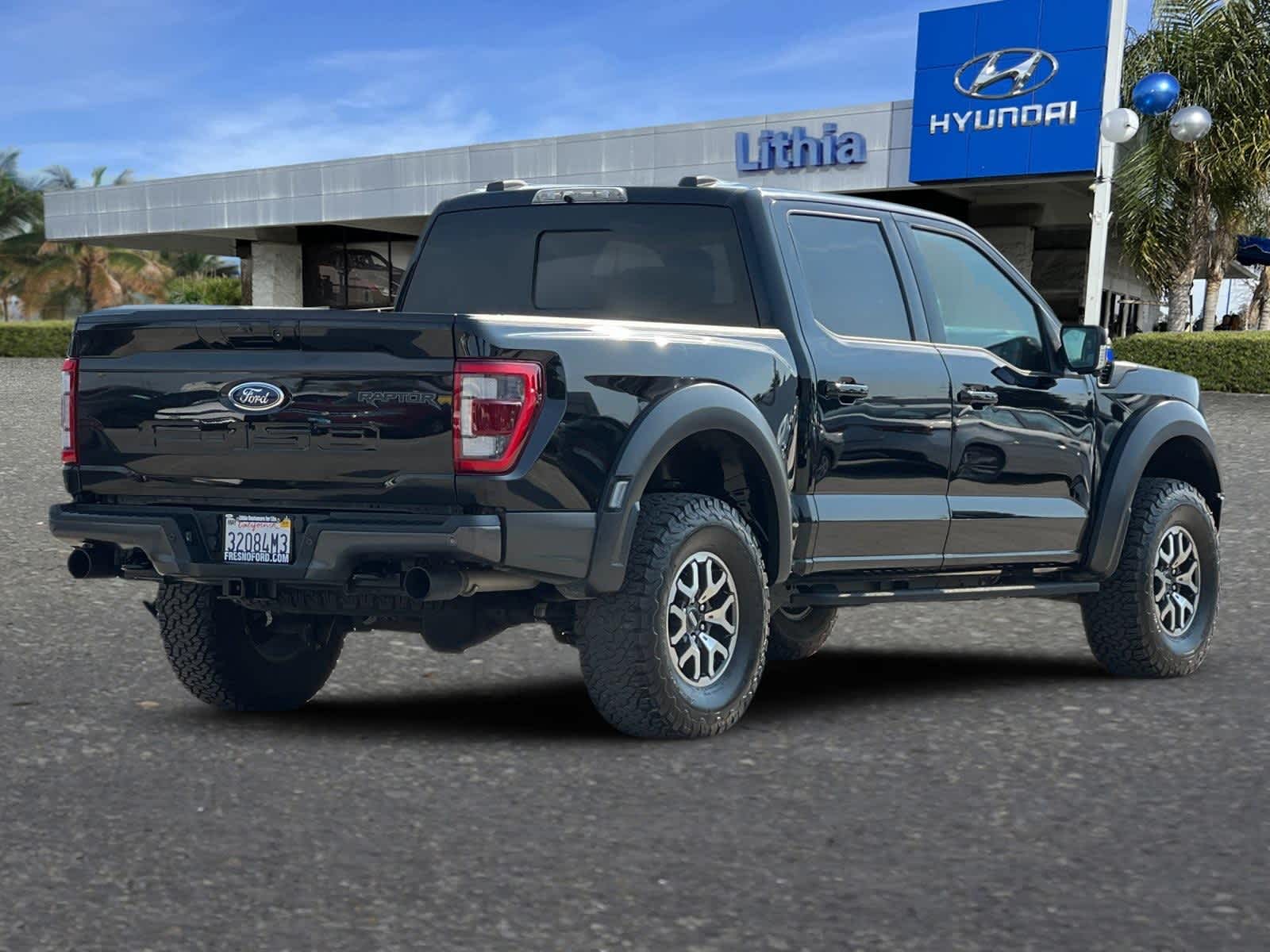 Used 2022 Ford F-150 Raptor with VIN 1FTFW1RG9NFA96021 for sale in Fresno, CA