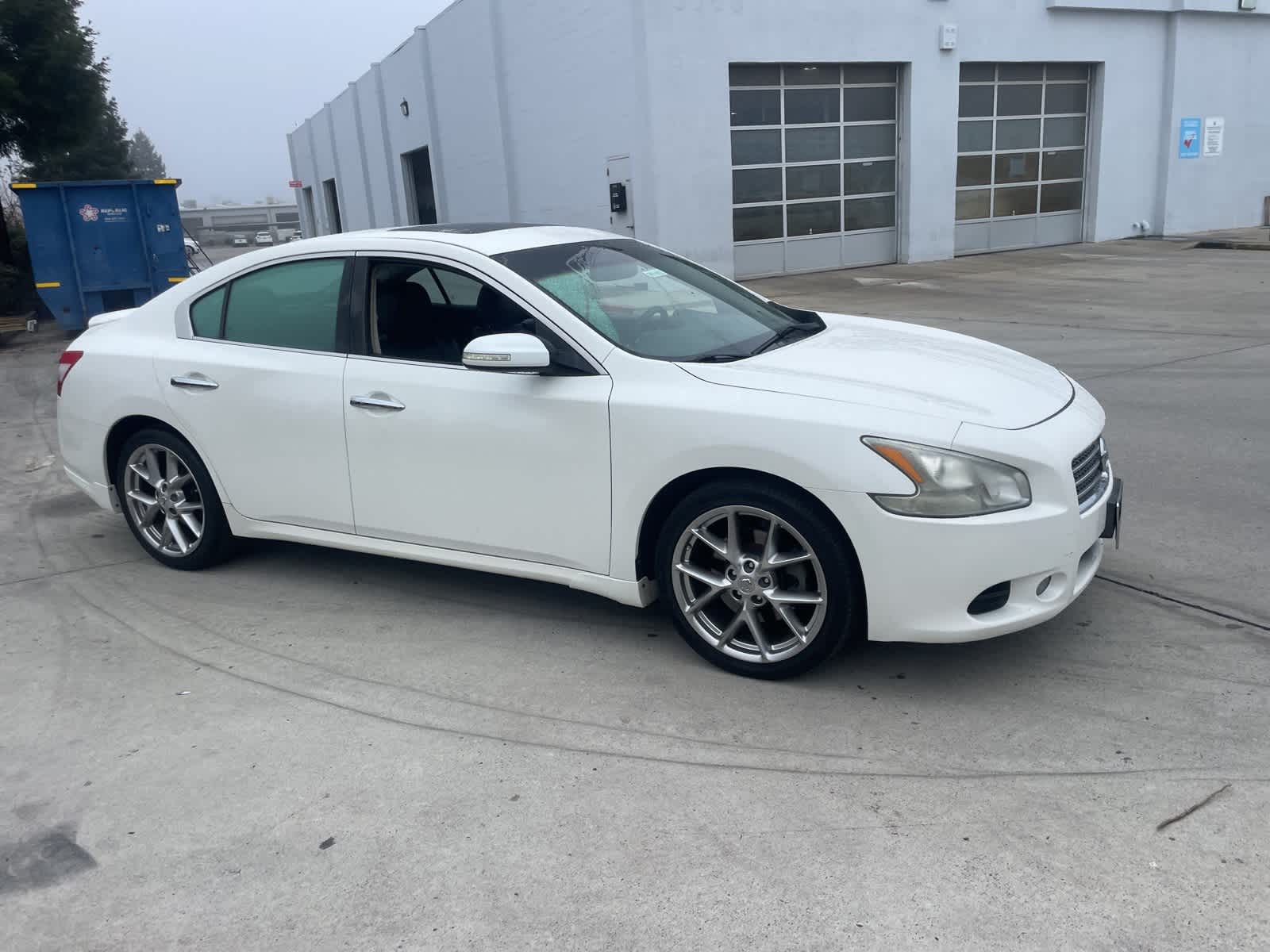 Thumbnail: 2010 Nissan Maxima - 4