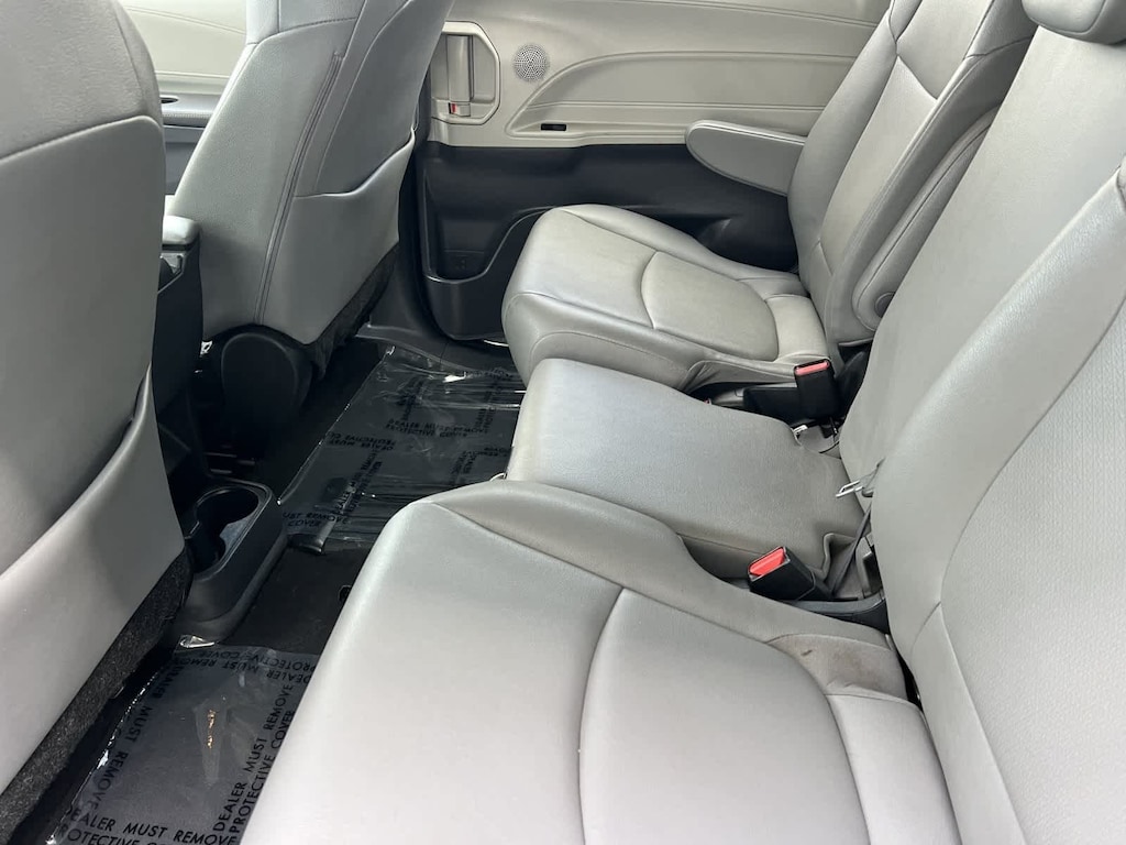 Used 2023 Toyota Sienna XLE 8 Passenger Van Passenger Van