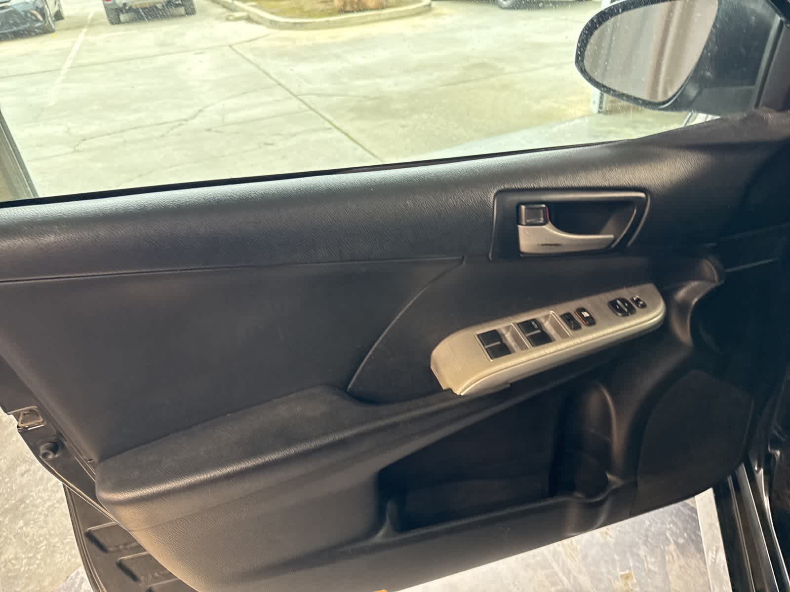 Thumbnail: 2014 Toyota Camry - 16