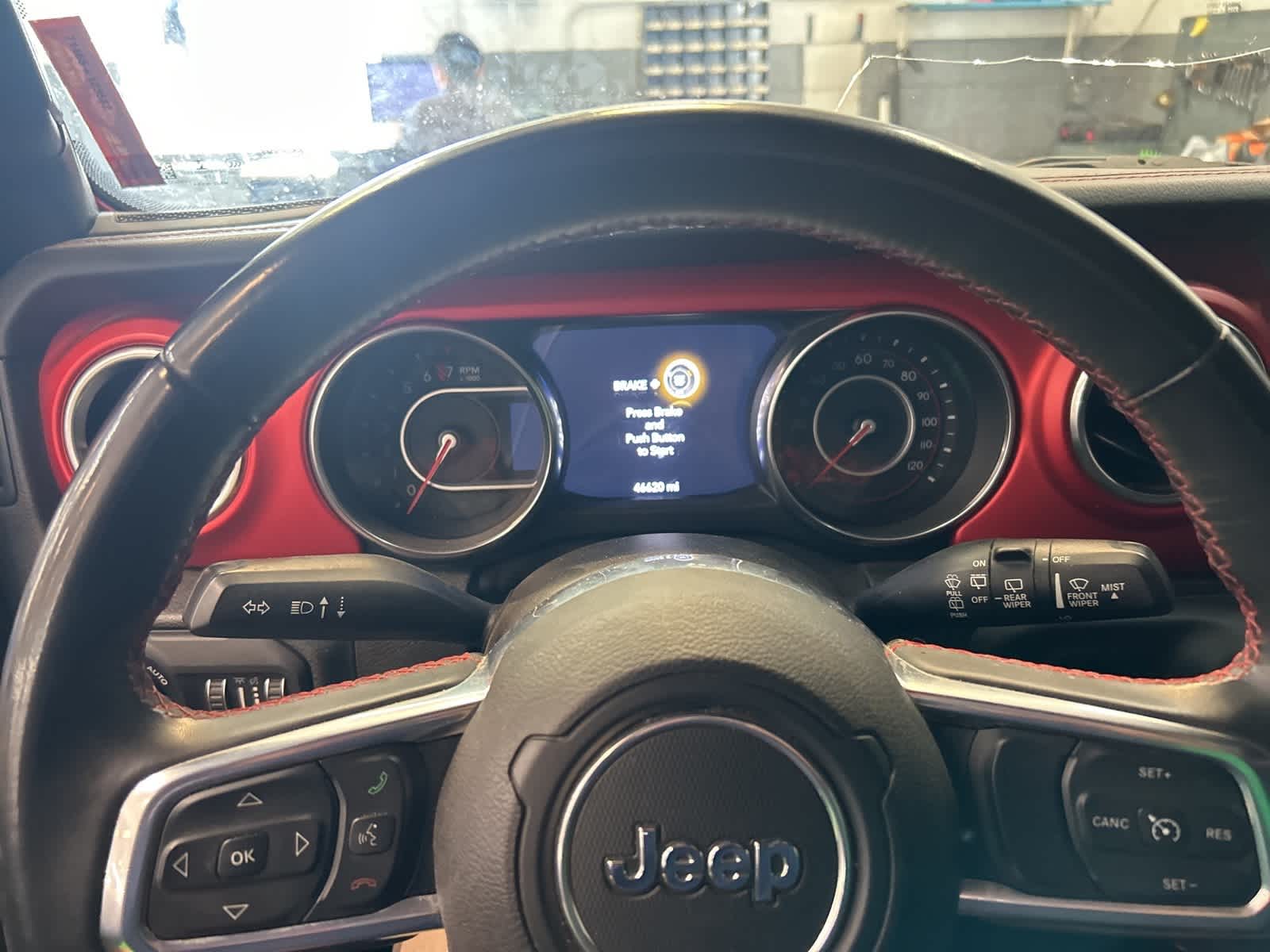 Thumbnail: 2019 Jeep Wrangler - 28