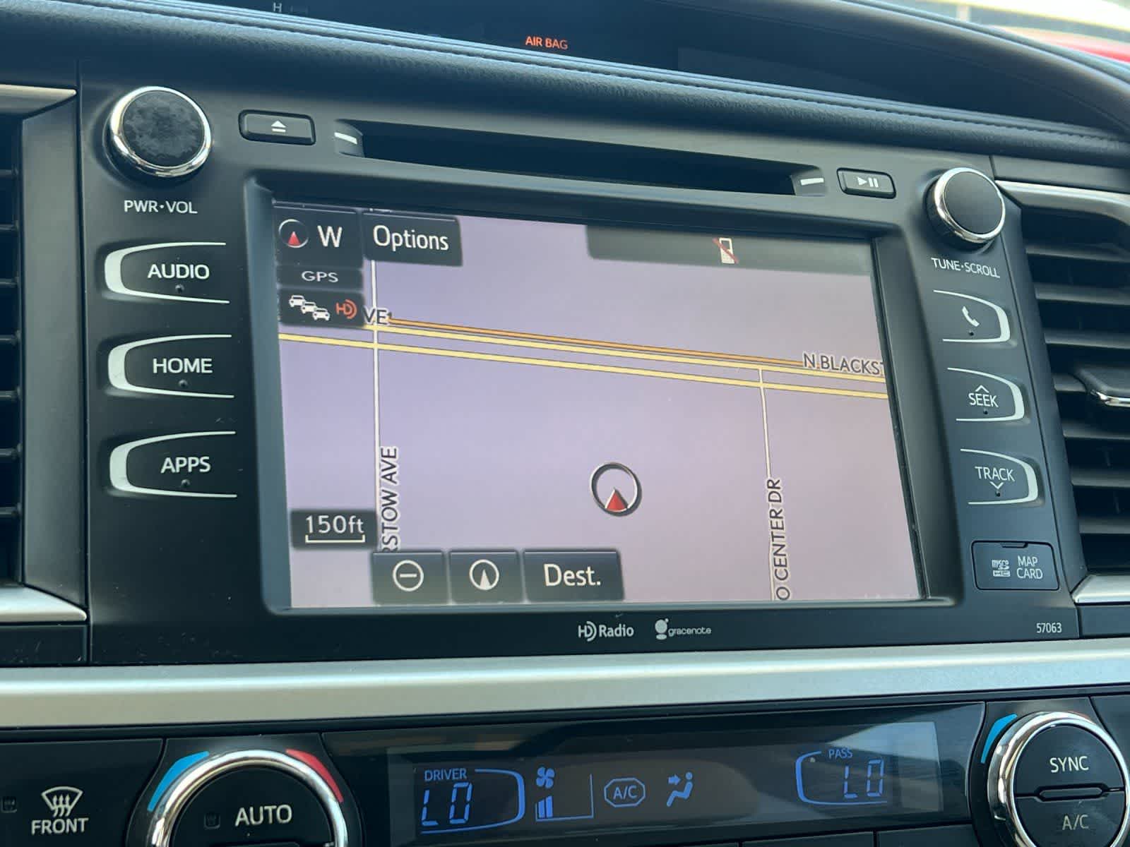 Thumbnail: 2014 Toyota Highlander - 21