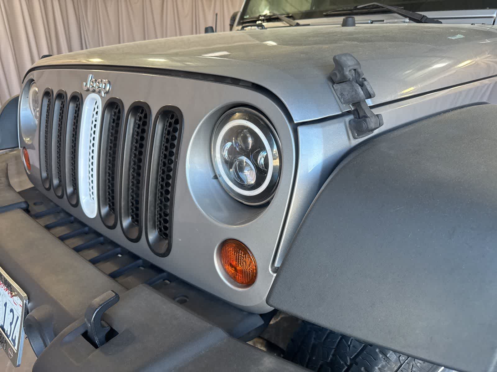 Thumbnail: 2013 Jeep Wrangler - 8