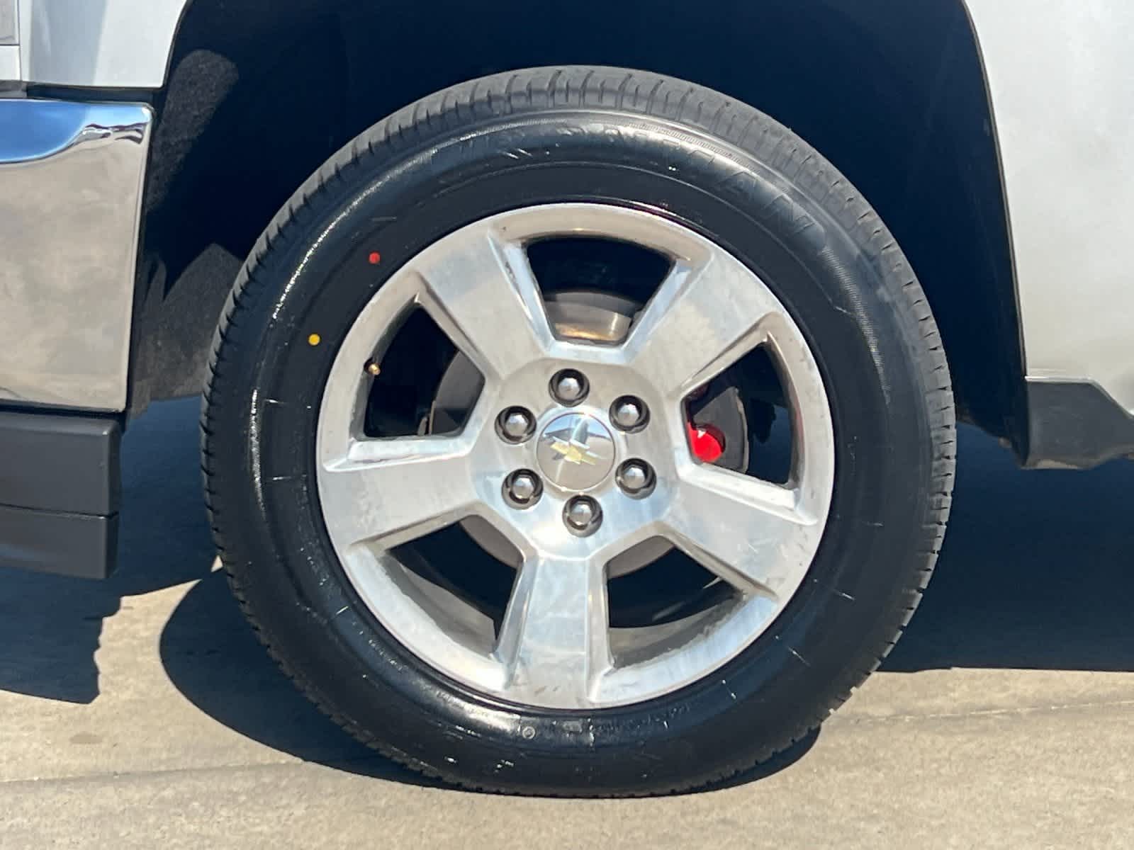 Thumbnail: 2016 Chevrolet Silverado 1500 - 24