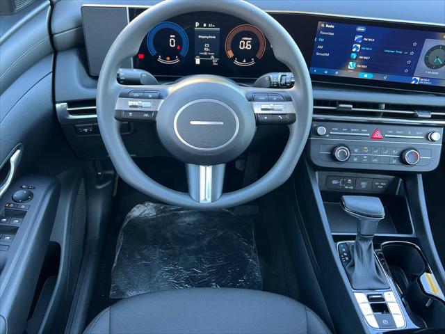 2025 Hyundai Tucson SE 14