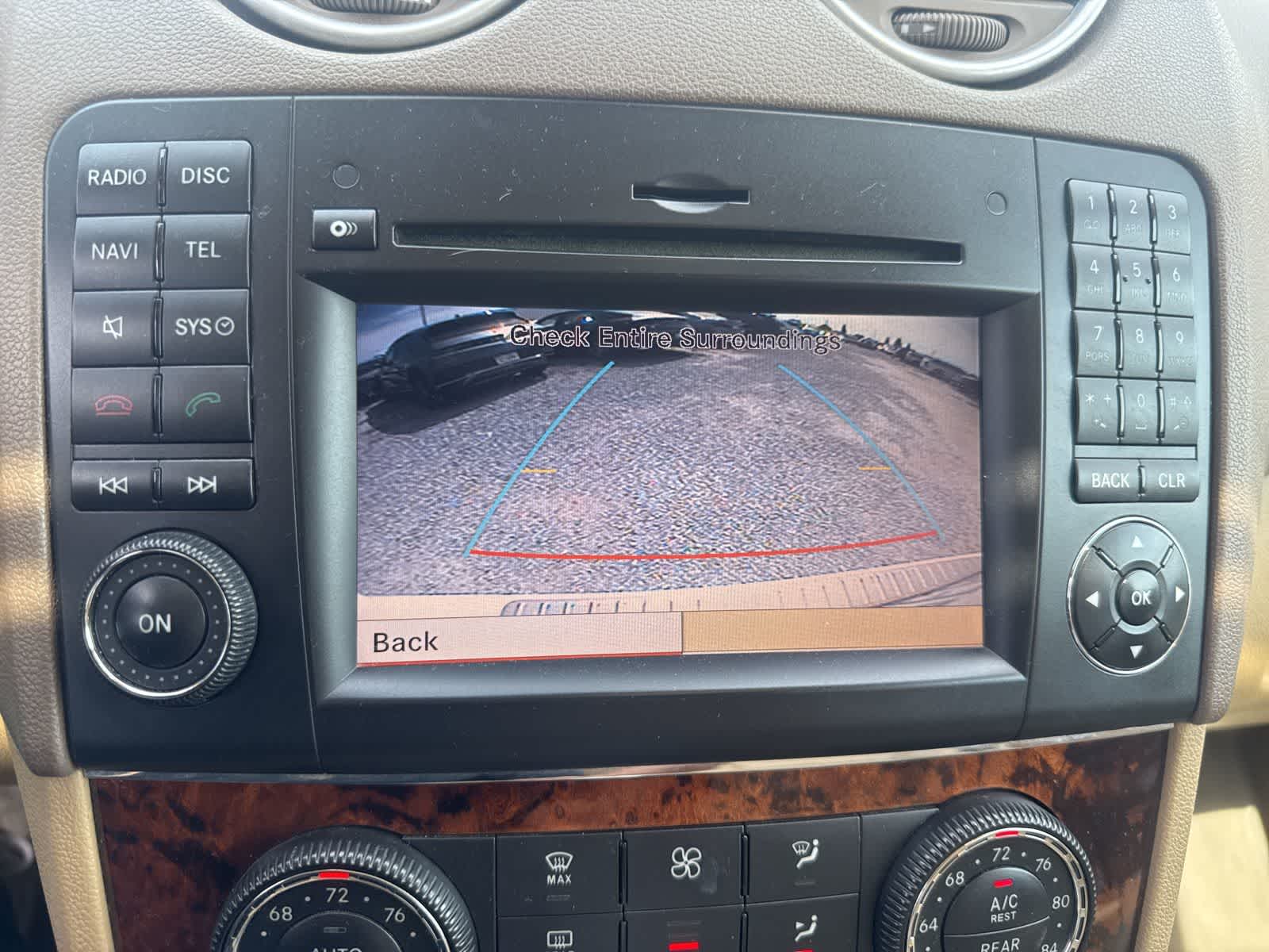 Thumbnail: 2011 Mercedes-Benz M-Class - 26