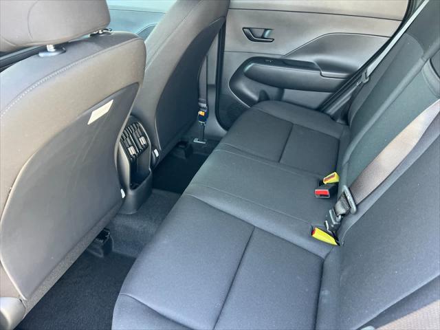2025 Hyundai Kona SEL 5
