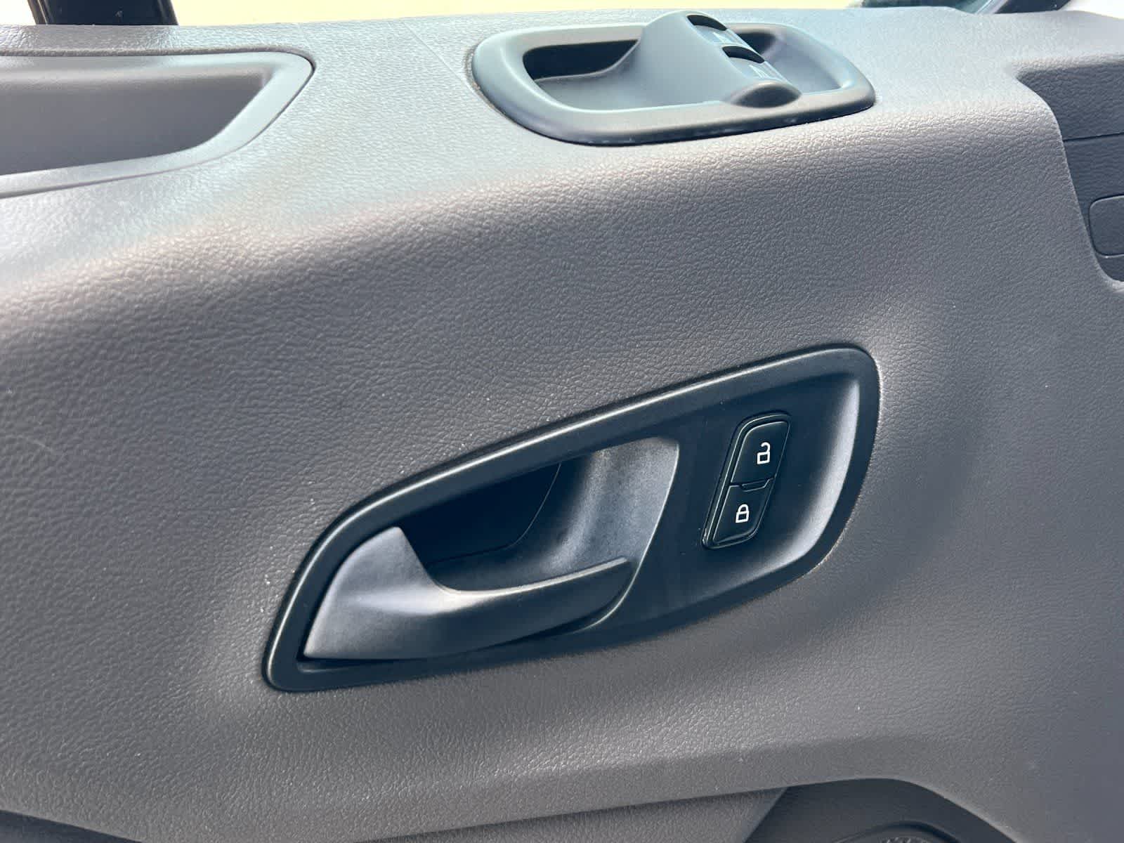 Thumbnail: 2020 Ford Econoline - 13