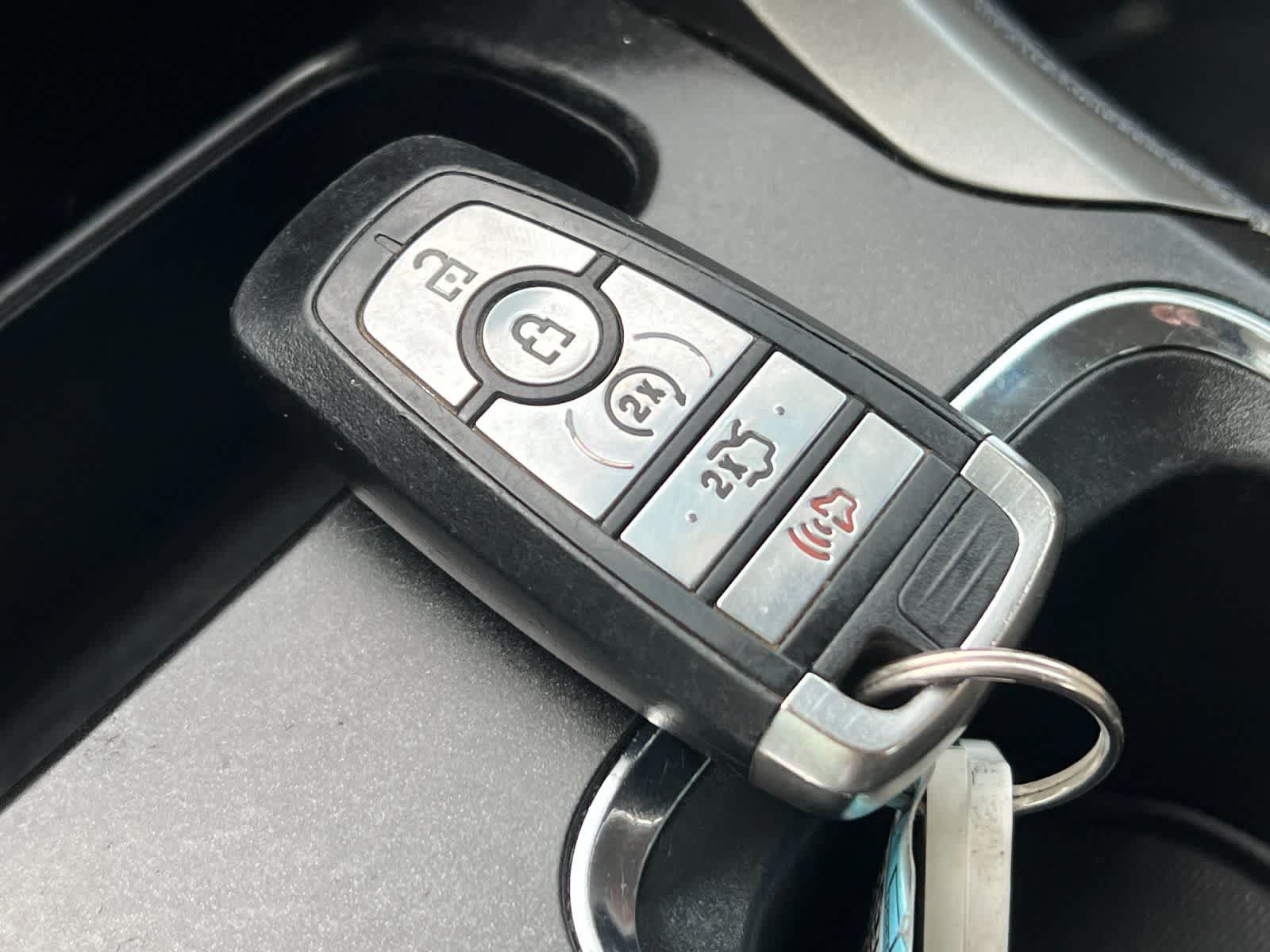 Thumbnail: 2017 Ford Fusion - 29