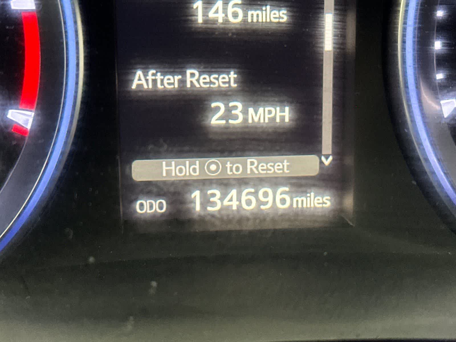 Thumbnail: 2016 Toyota Highlander - 28