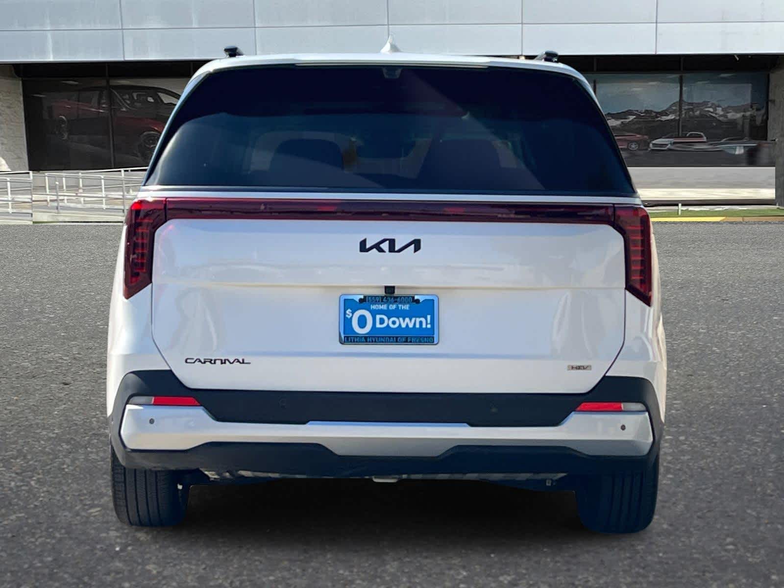 Thumbnail: 2025 Kia Carnival - 8