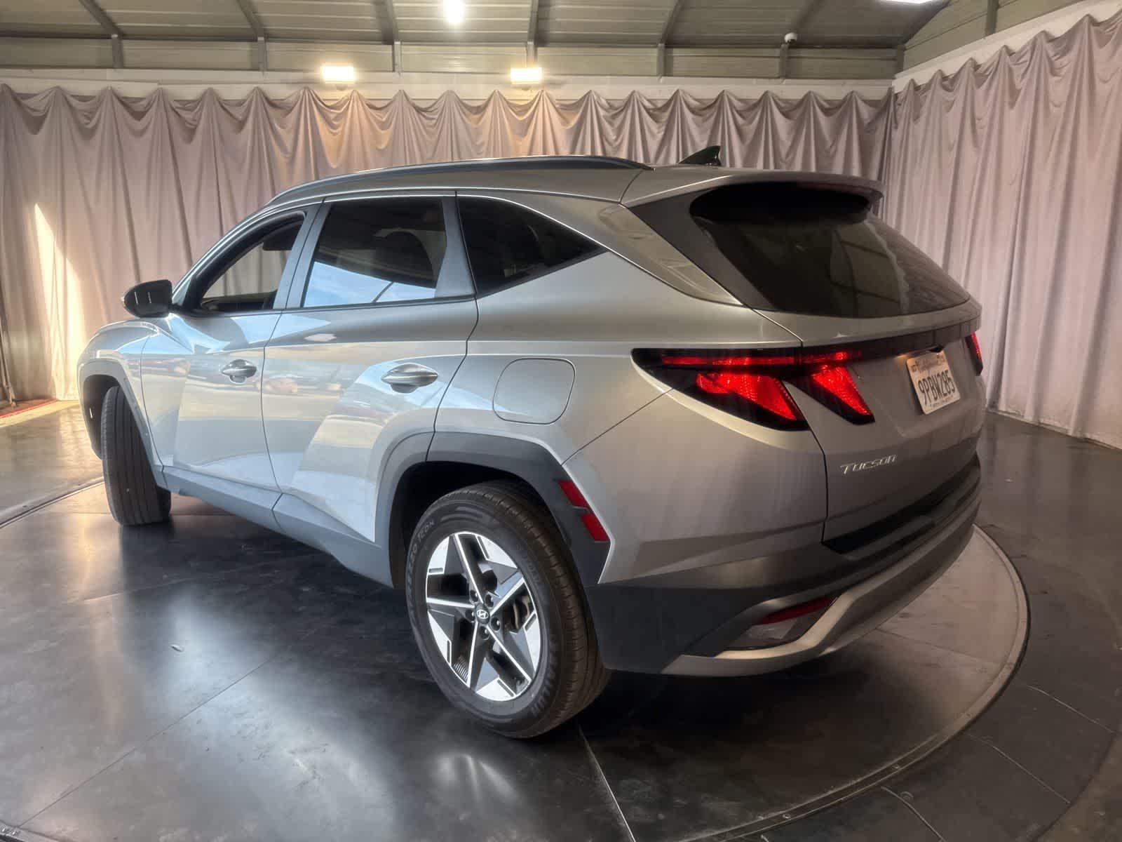 2025 Hyundai Tucson SEL photo 6