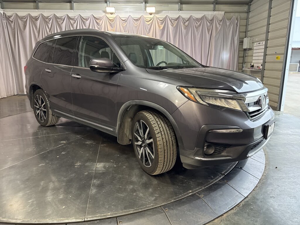 Used 2019 Honda Pilot Touring 8-Passenger AWD SUV