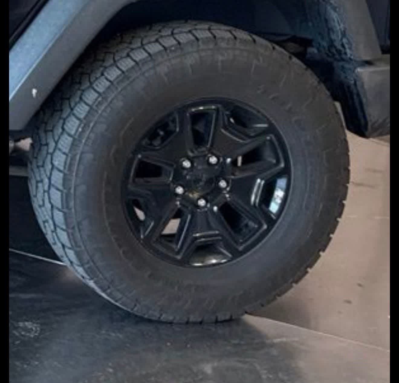 Thumbnail: 2015 Jeep Wrangler - 7