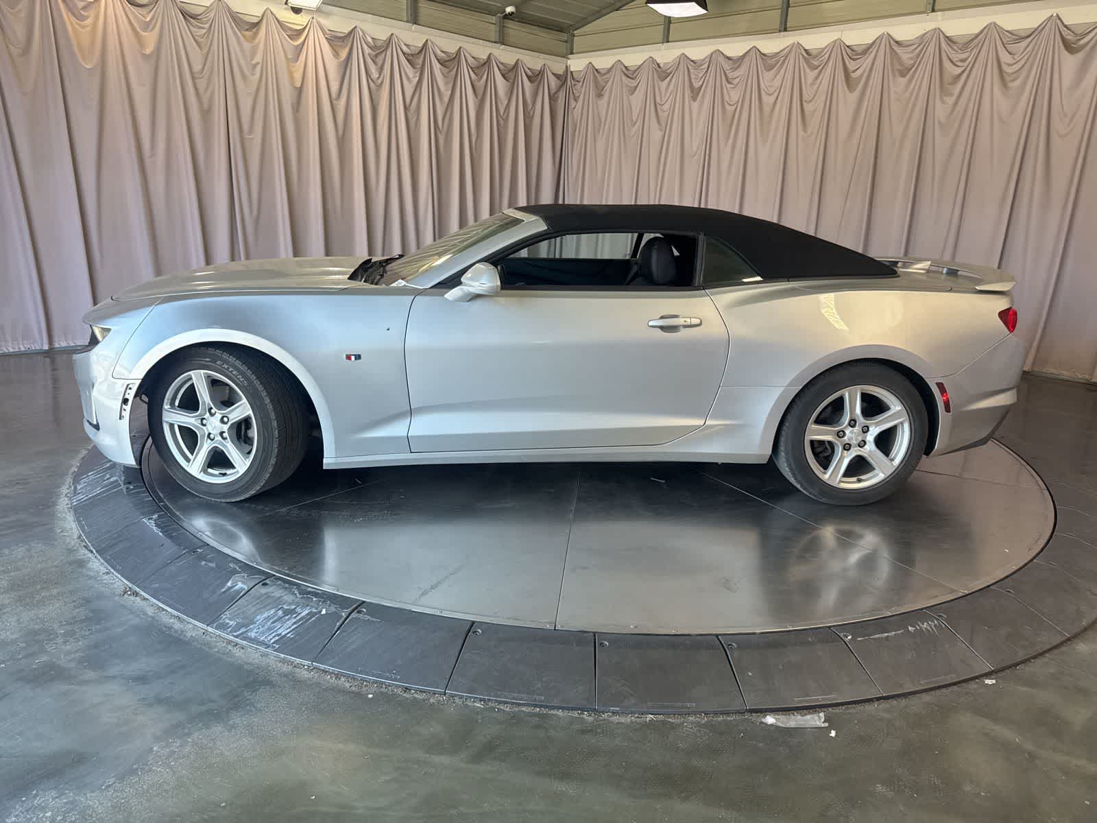 Thumbnail: 2019 Chevrolet Camaro - 8