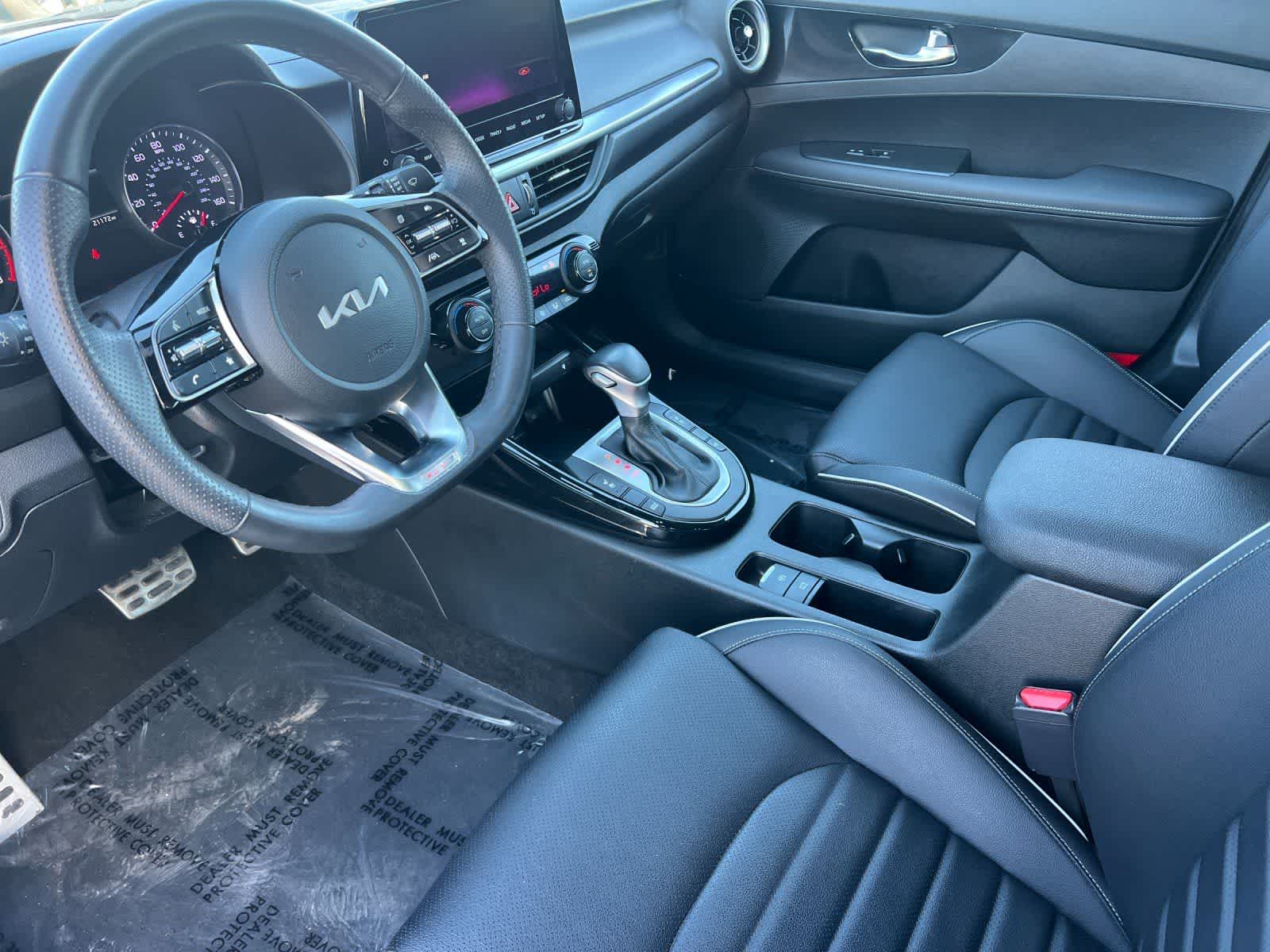 Thumbnail: 2023 Kia Forte - 12