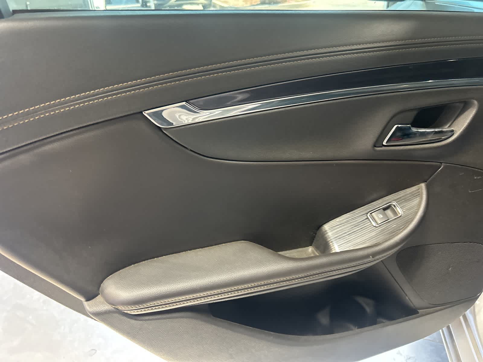 Thumbnail: 2016 Chevrolet Impala - 20